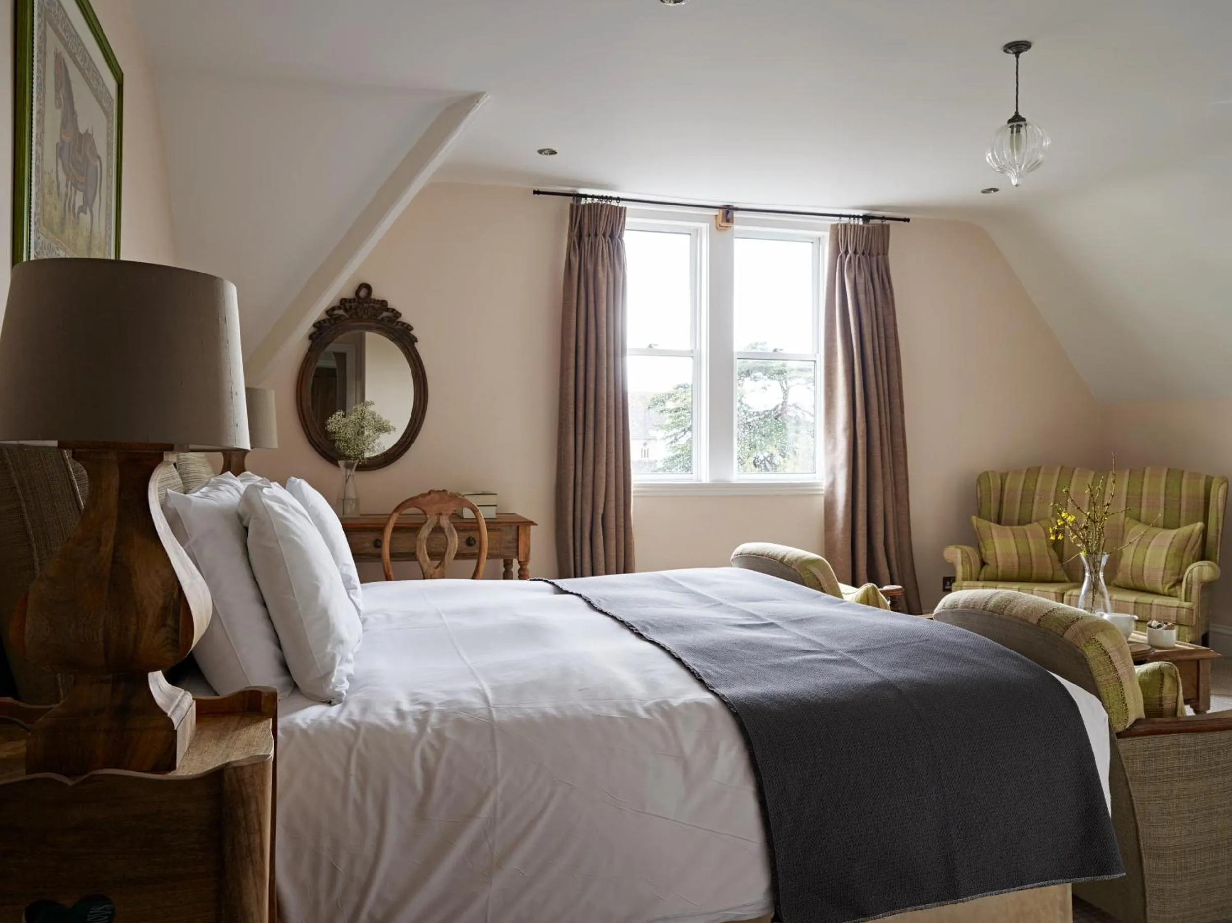 Bedroom, Bed in Cotswold Grange