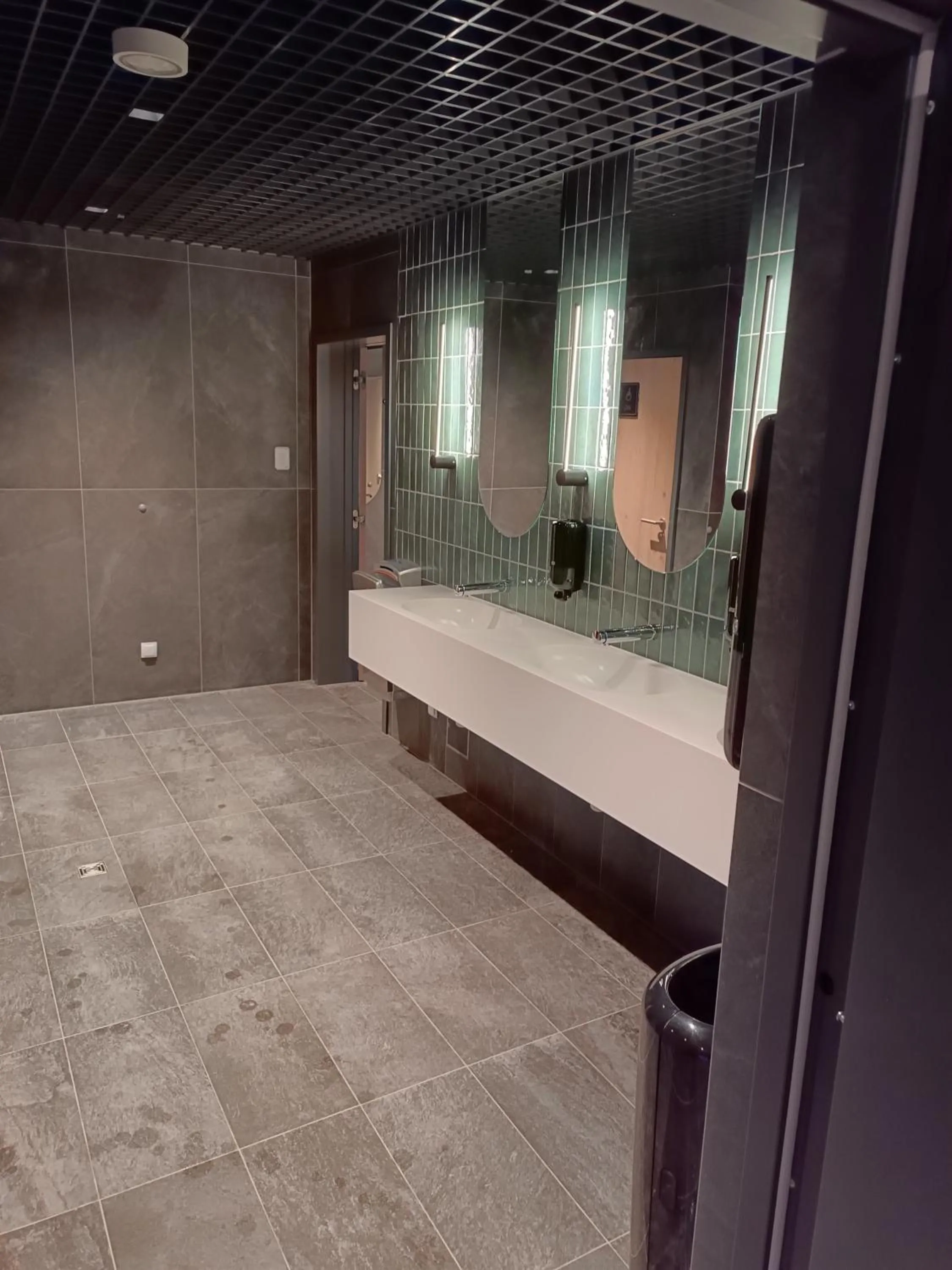 Shower in Bel Mare Aqua 2 F504