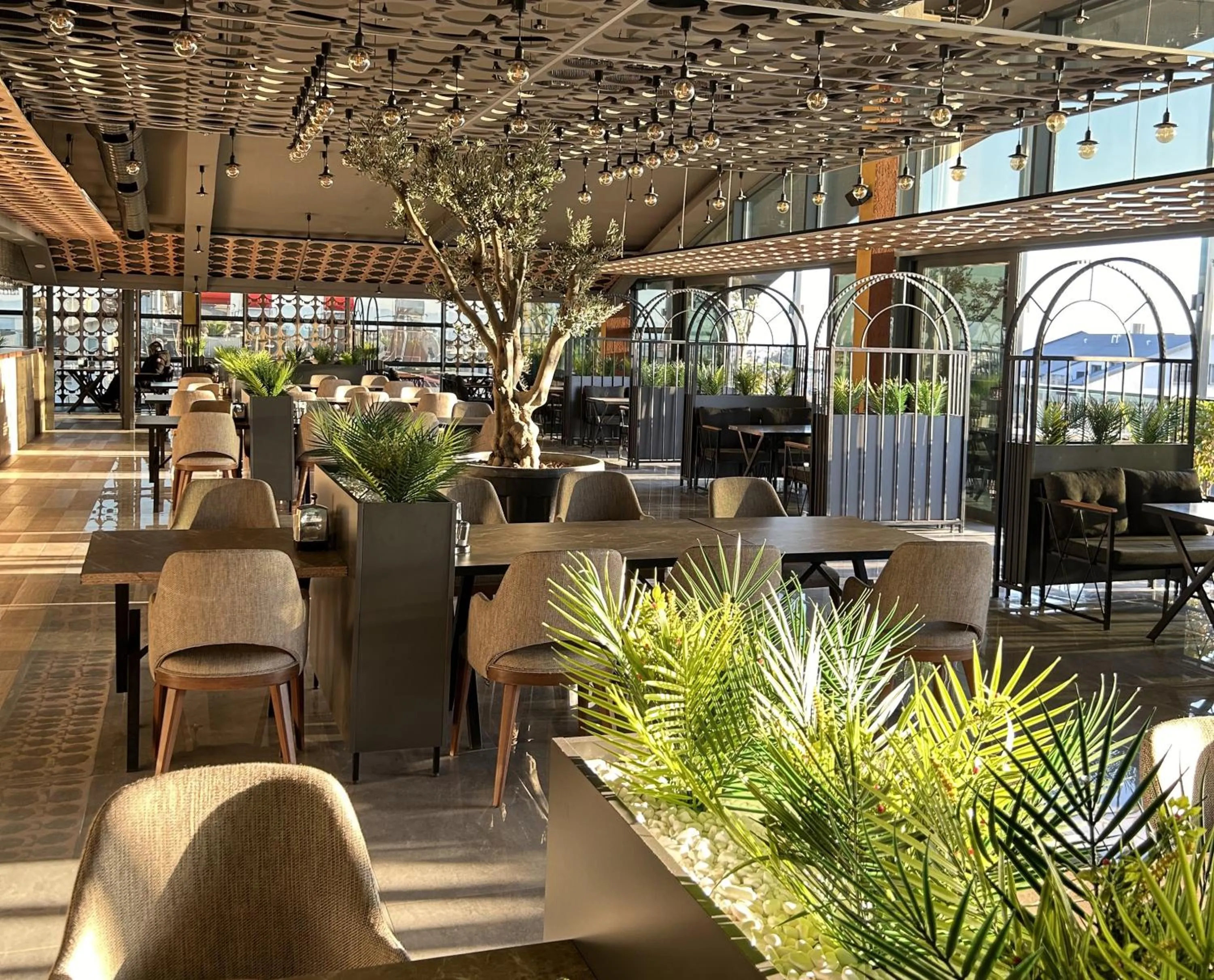 Restaurant/places to eat in 01 Nova Otel