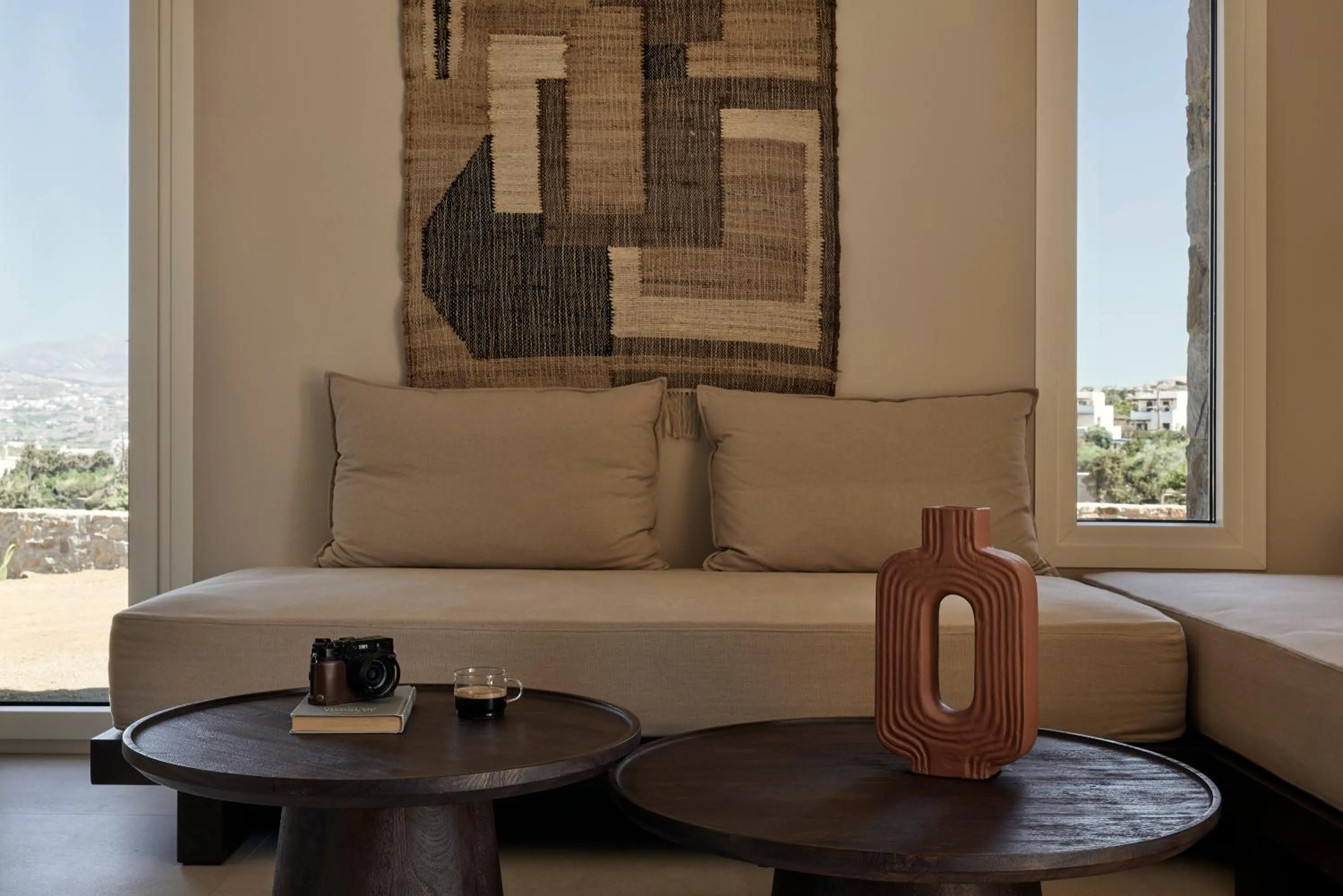 Living room in Naxian Rhapsody