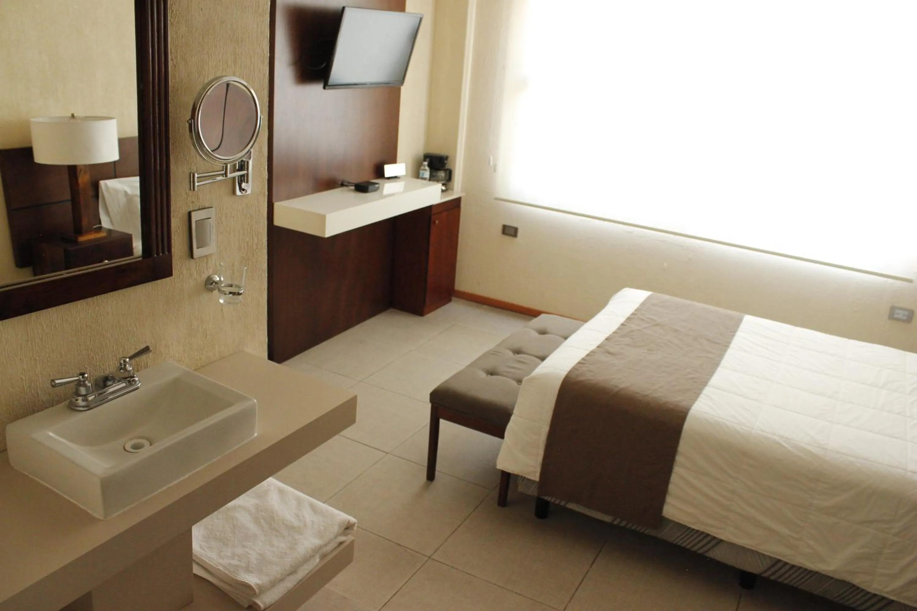 Photo of the whole room, Bed in Hotel Tlaxcala