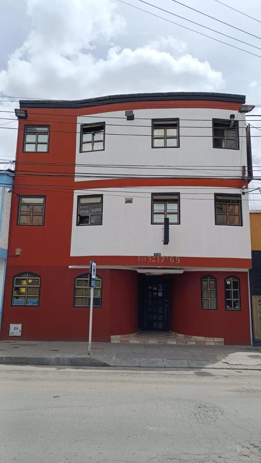 Property building in Hotel Nuevo Horizonte E.M.J