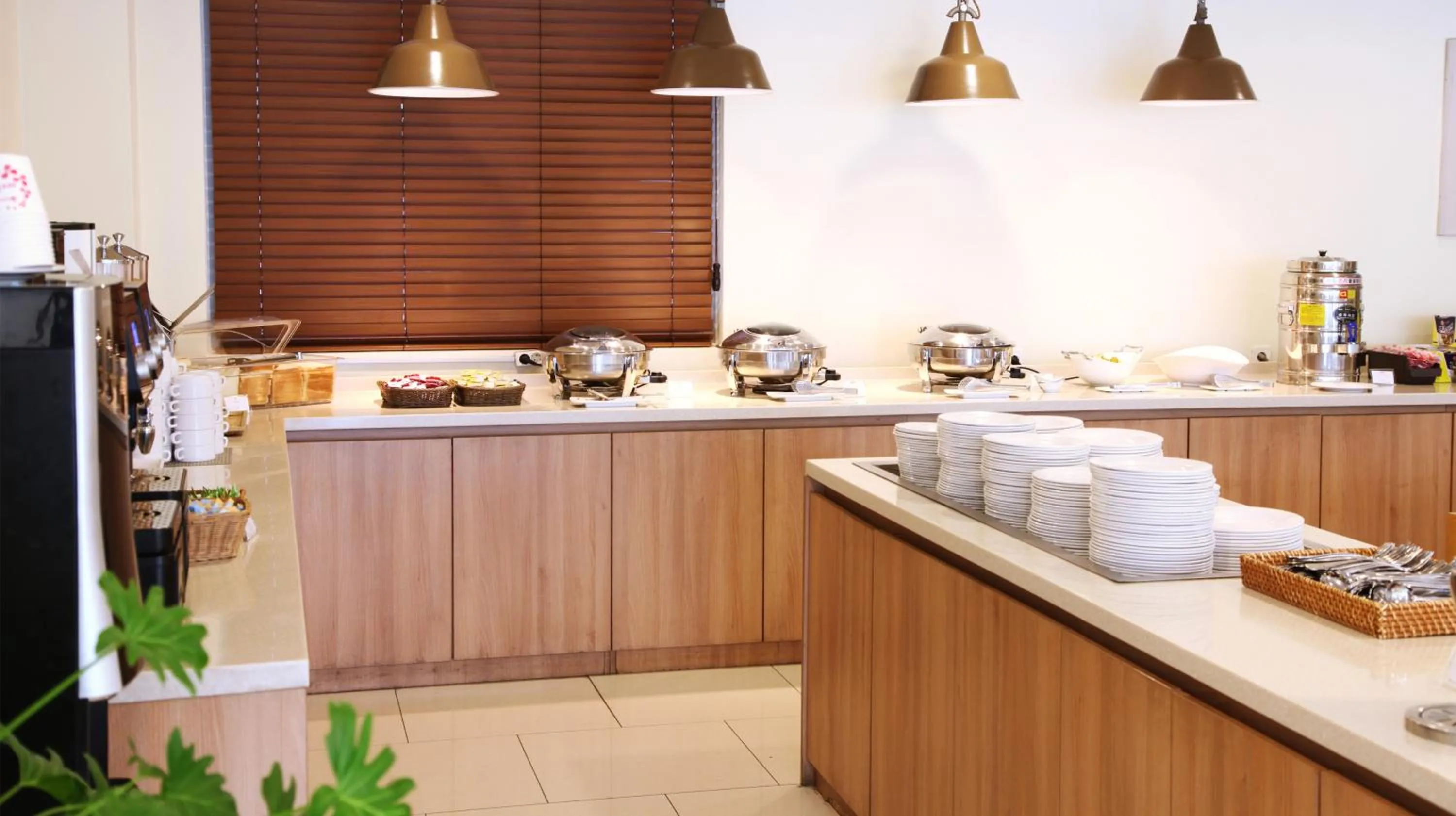 Breakfast in Hotel Skypark Dongdaemun I