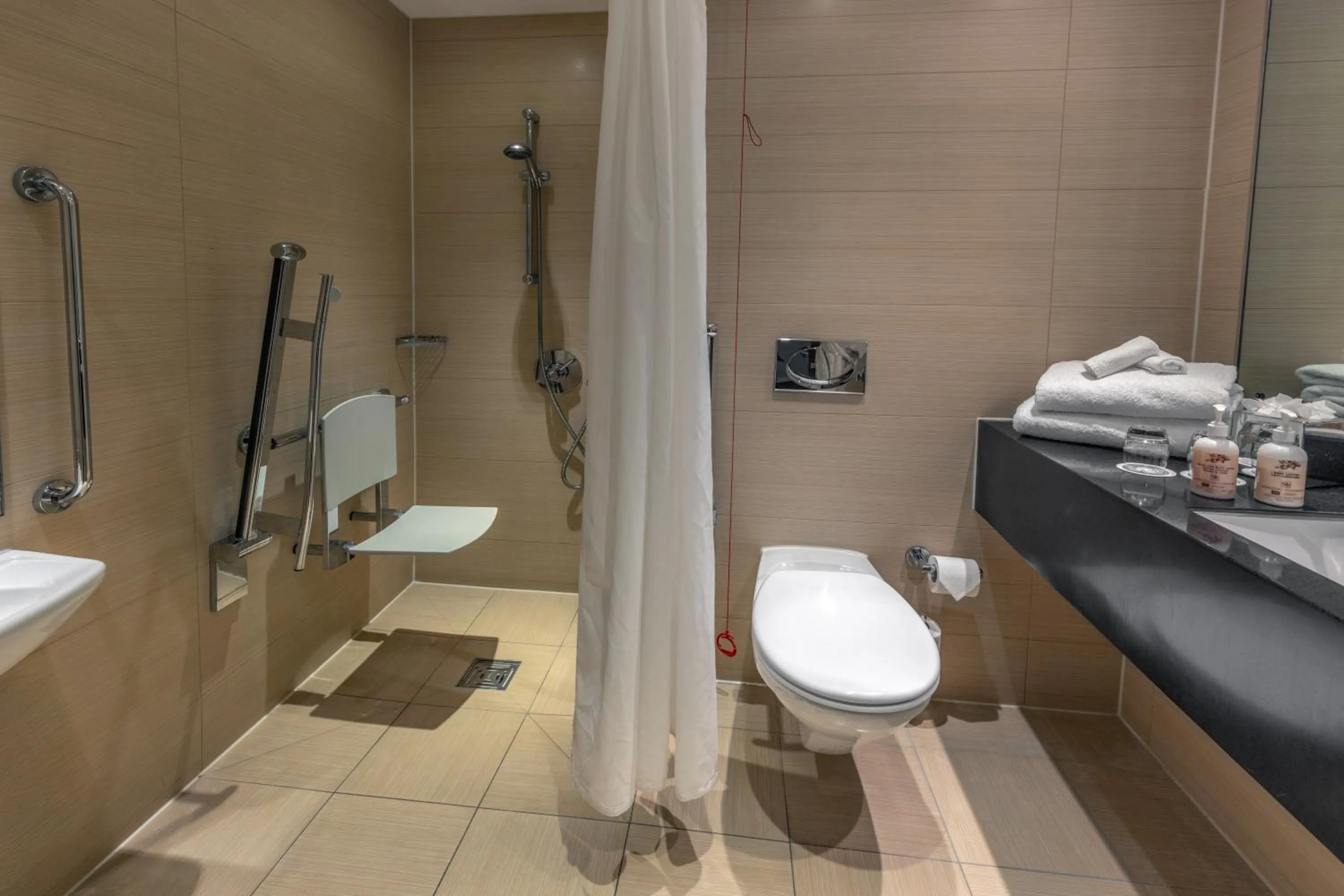 Bathroom in Cheltenham Chase Hotel & Spa