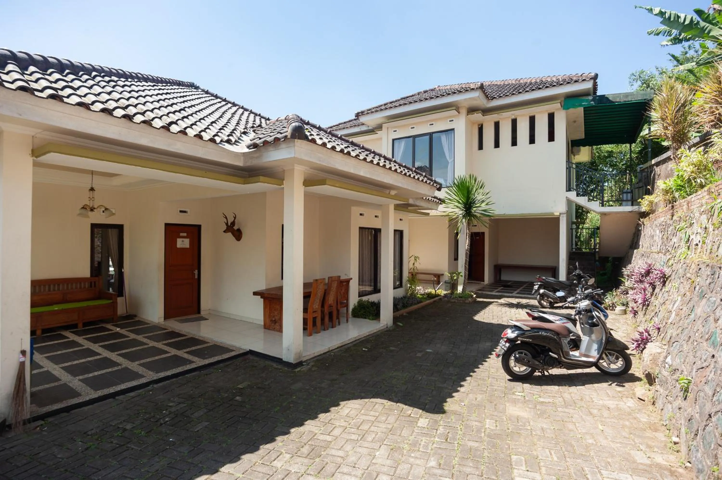 Property building in Urbanview Resort Syariah Khansa Cisarua Puncak by RedDoorz