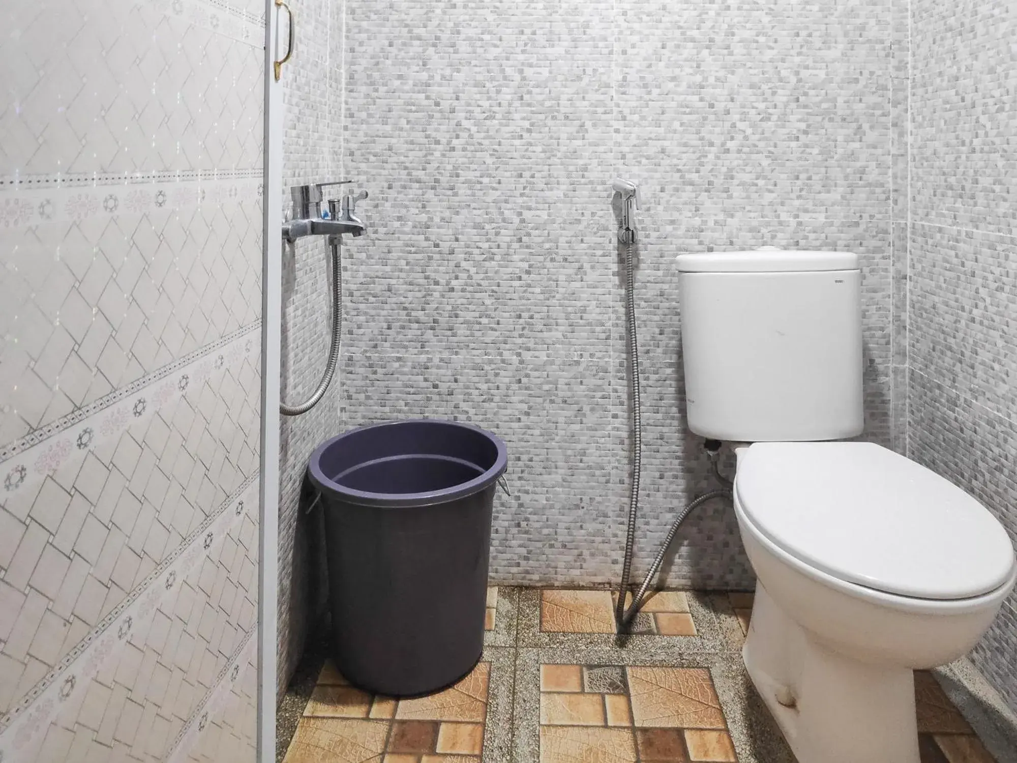 Double Room - single occupancy in RedDoorz at Perdagangan Simalungun Double Room - single occupancy in RedDoorz at Perdagangan Simalungun