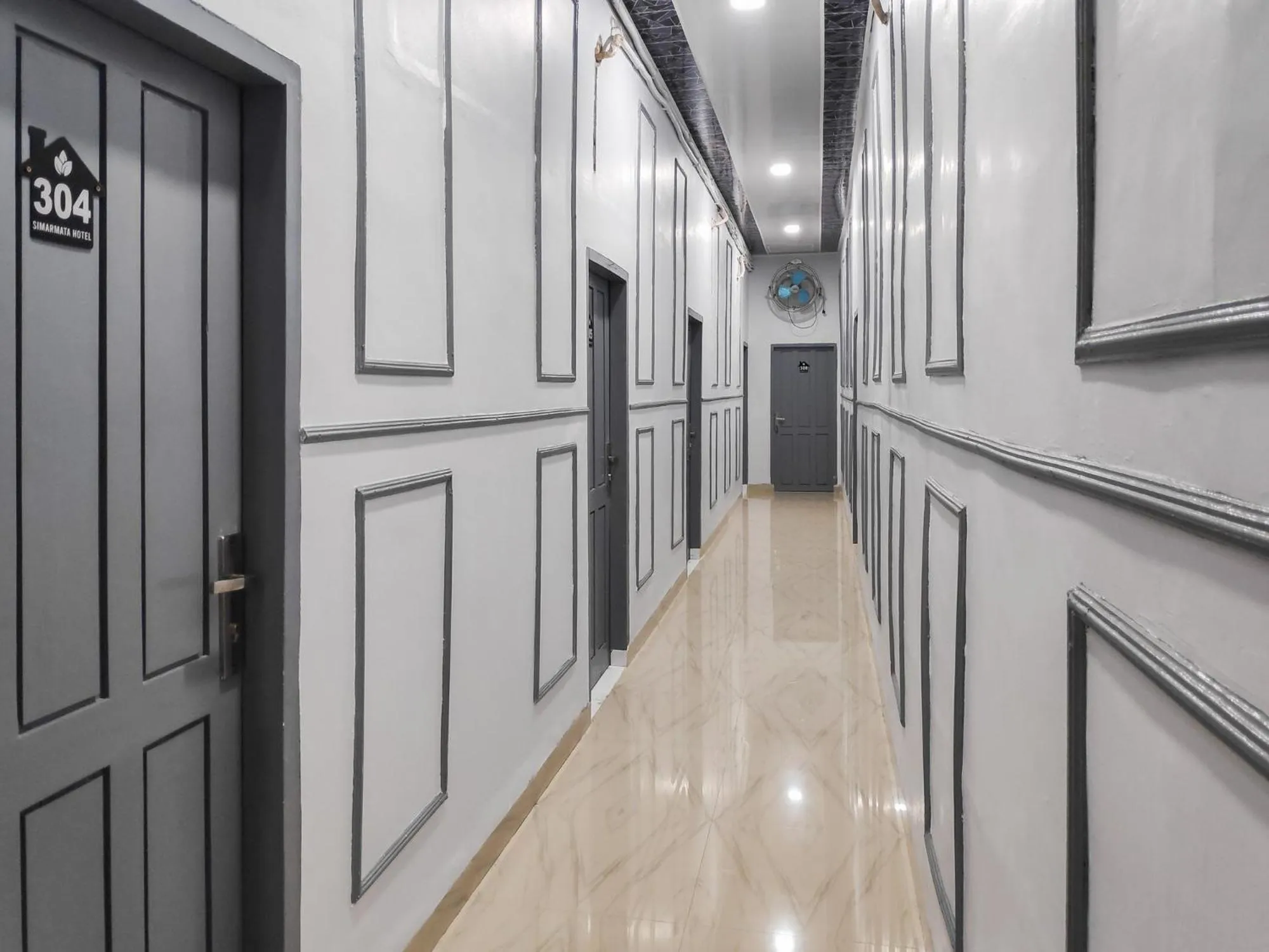 Property building in RedDoorz at Perdagangan Simalungun