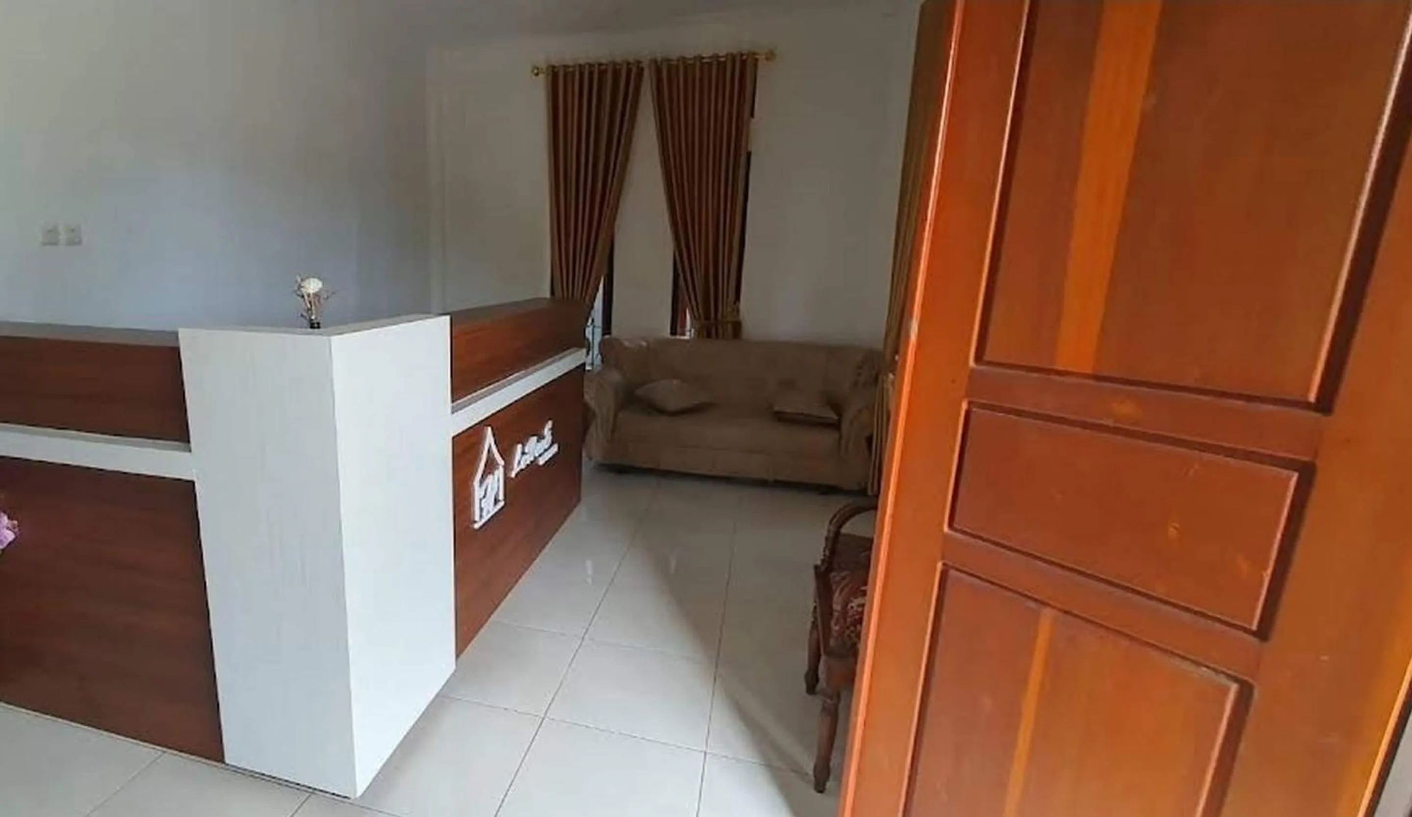 Lobby or reception, Bed in SPOT ON 92777 Leheran Homestay