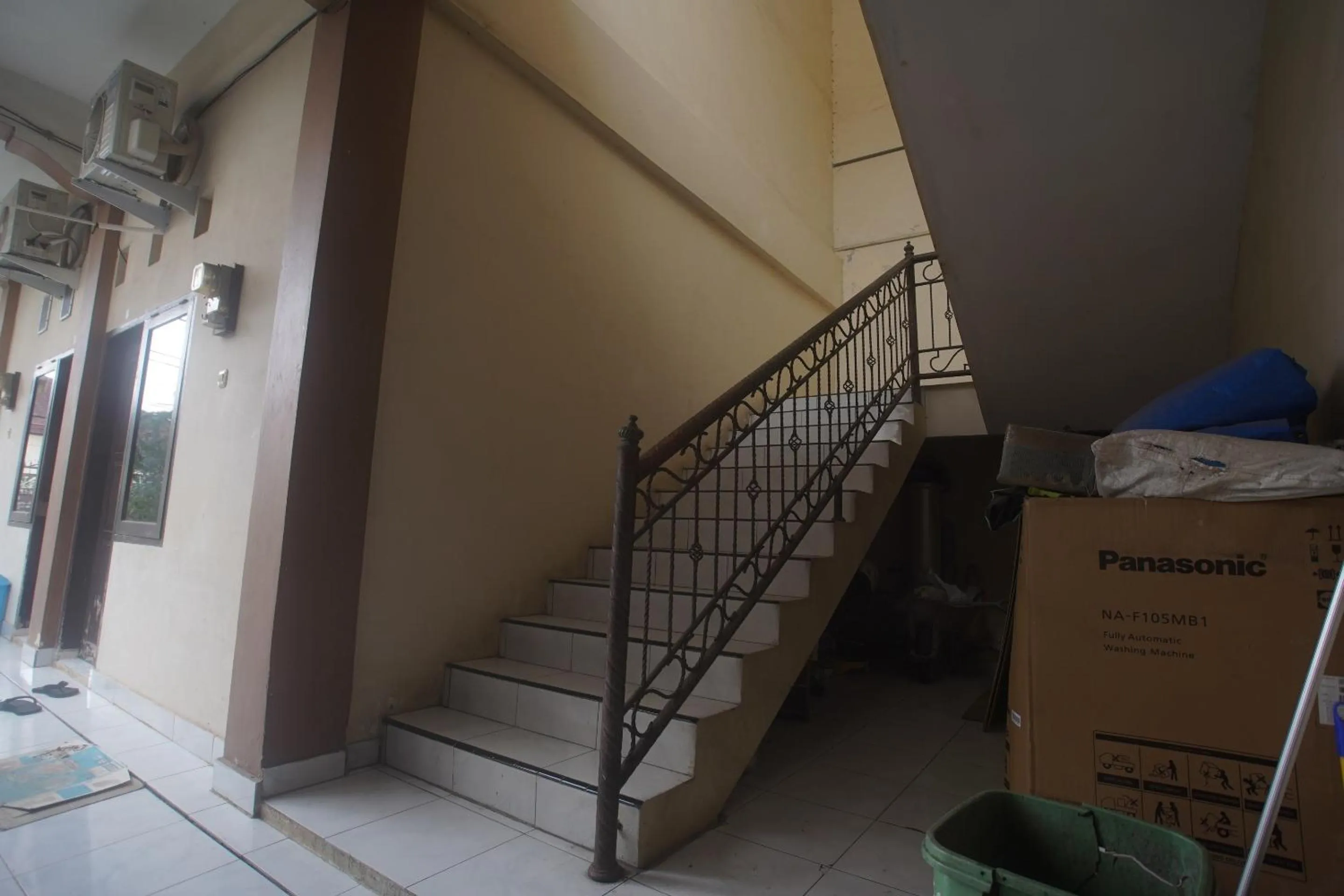 Lobby or reception in Hotel O Wisma Bunda Syariah Near Man Pinrang