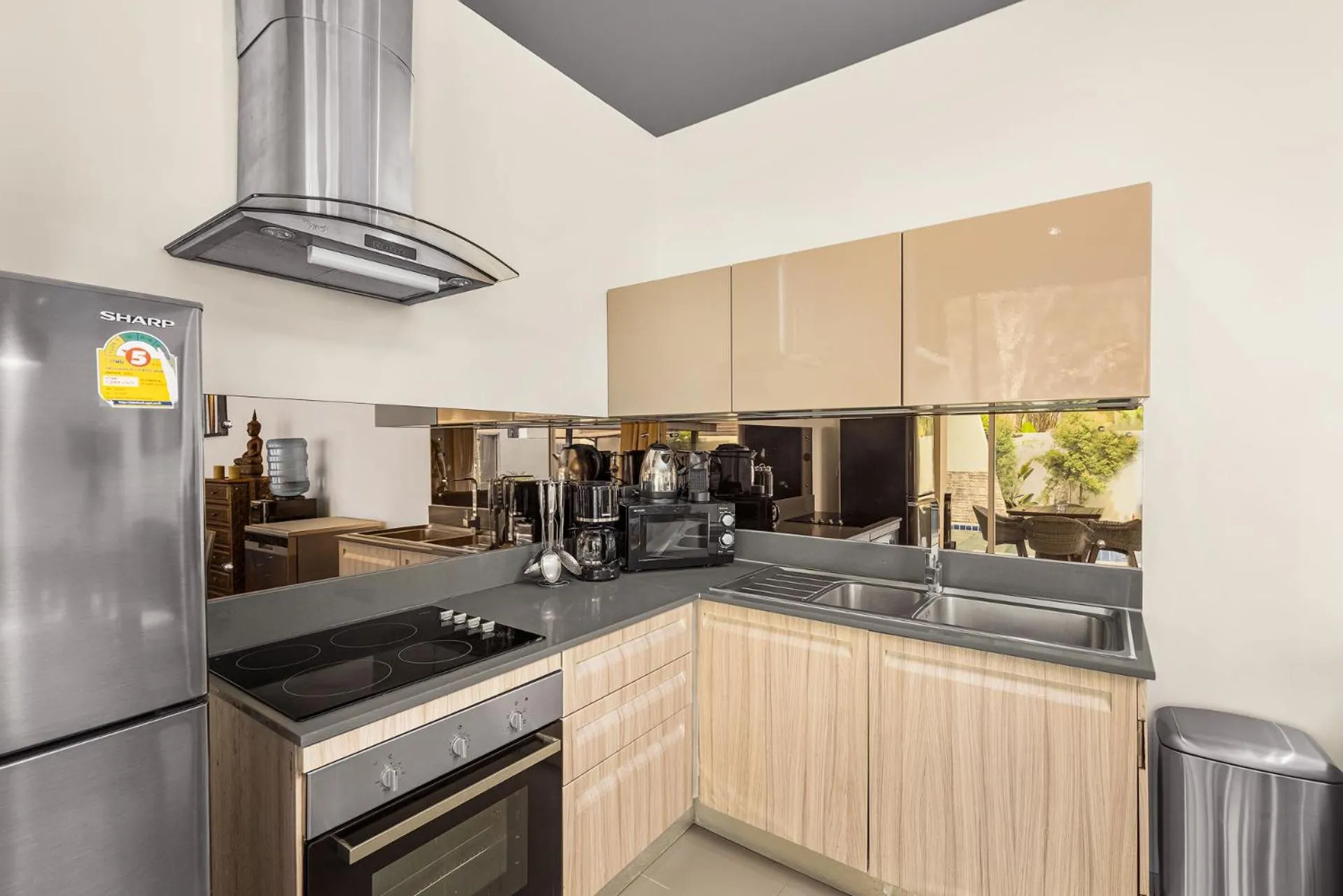 Kitchen or kitchenette in Villa Sunpao