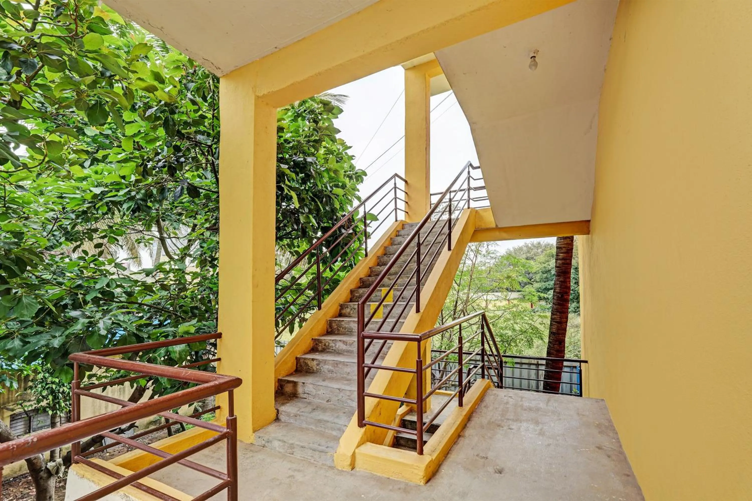 Facade/entrance in Super Collection O Druvi Corporate Hotel