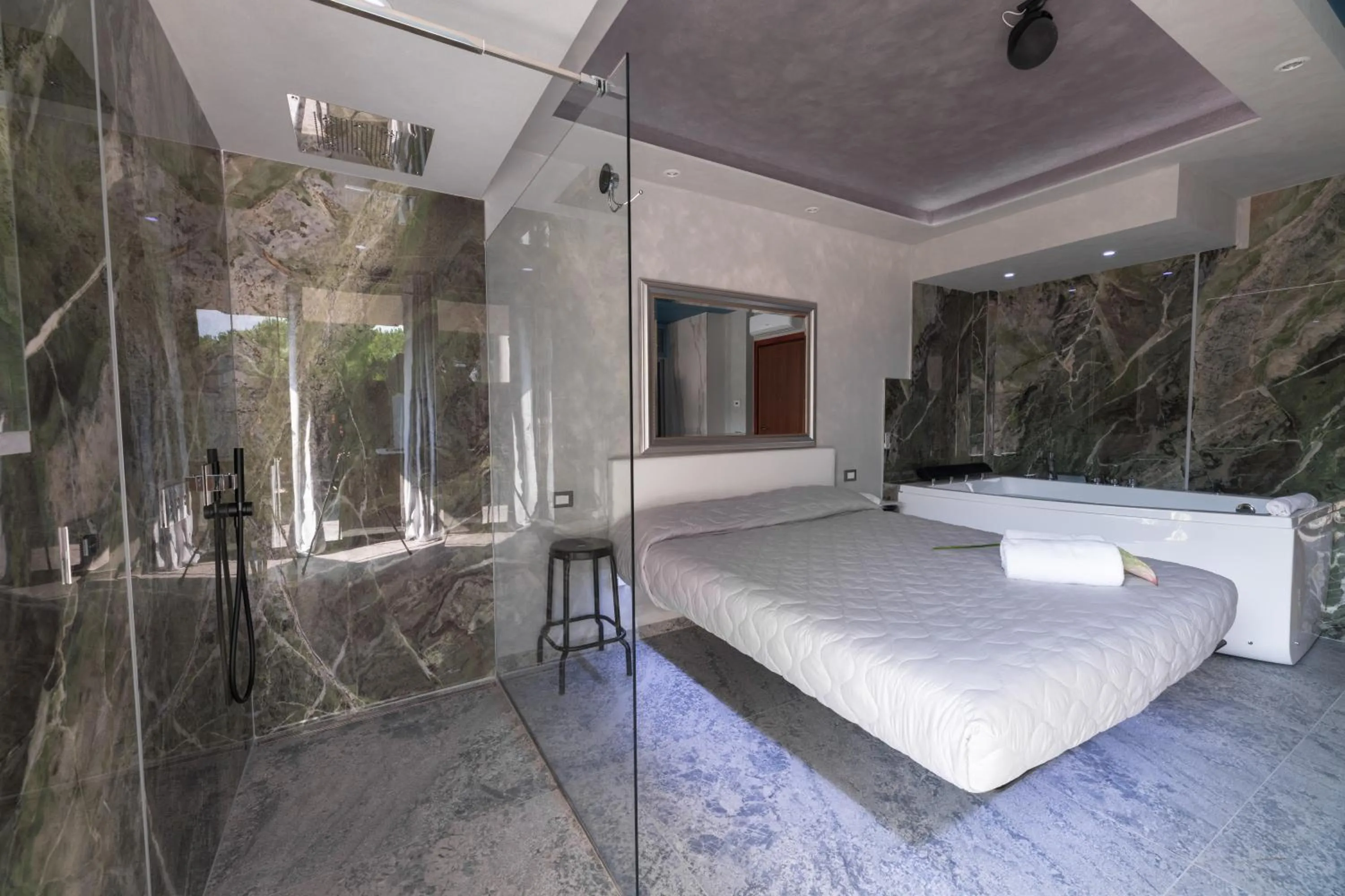 Bed in garda fantasy paradise silver o gold