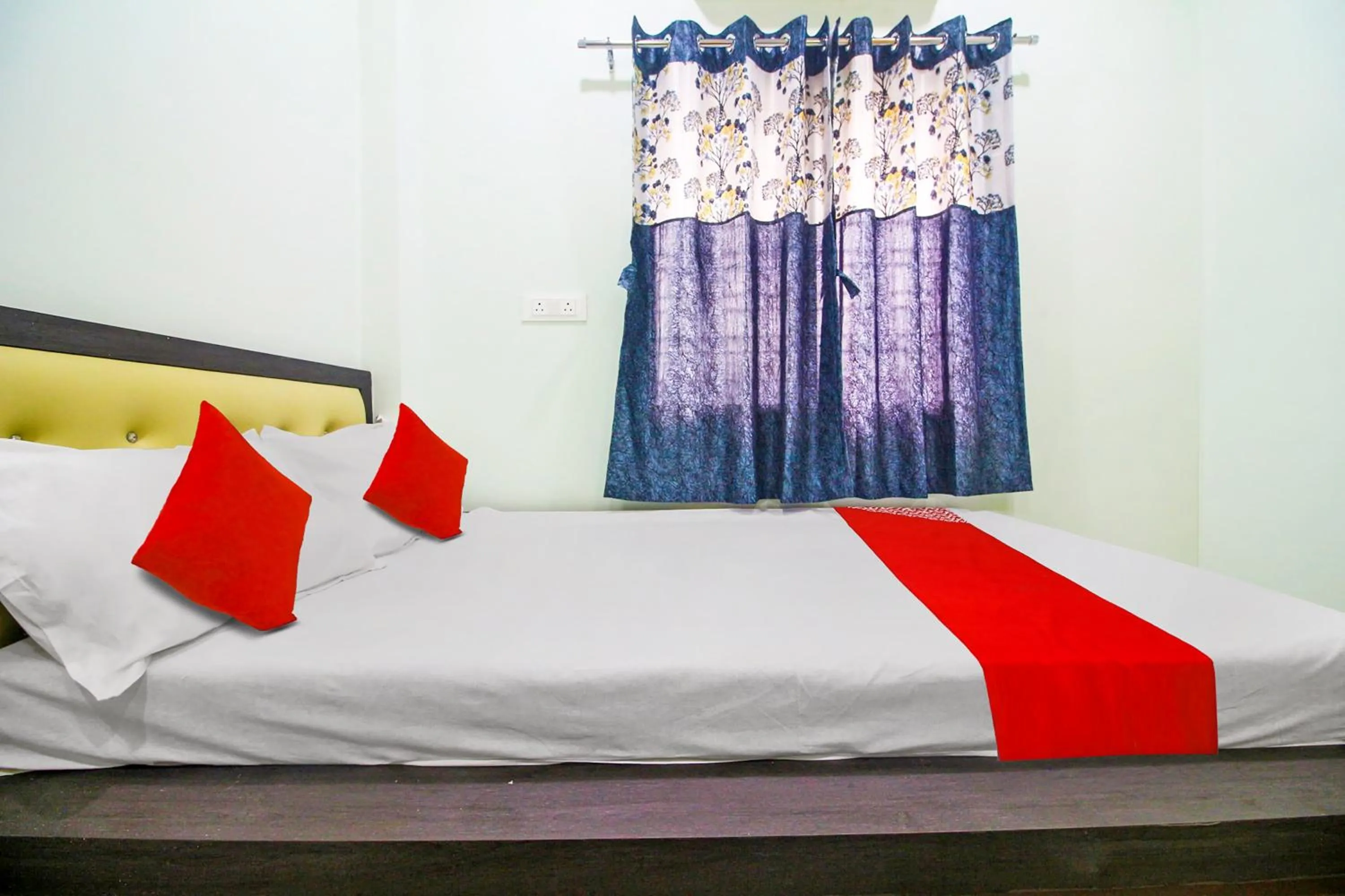 Bedroom, Bed in Hotel O Mh