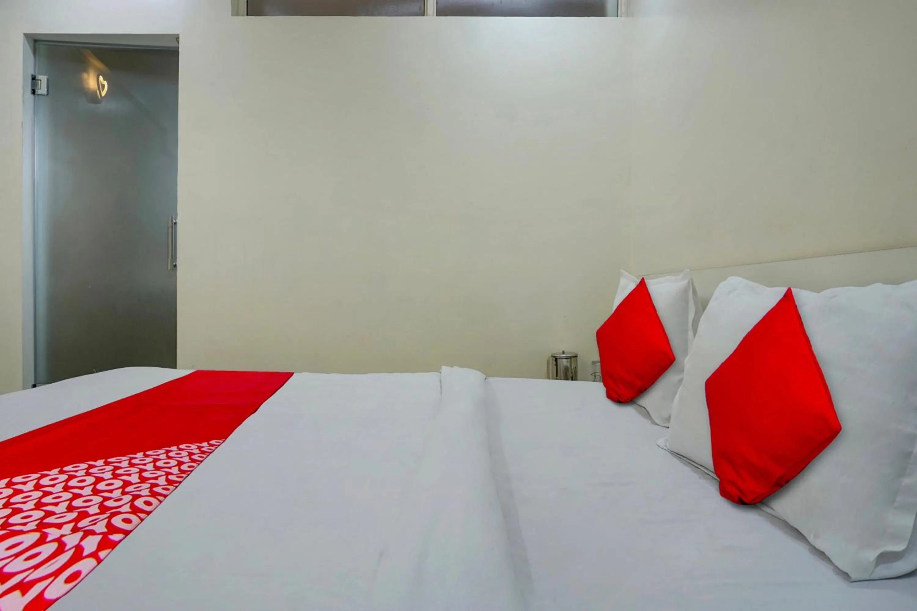 Bedroom, Bed in Hotel O Happy Homely Stay