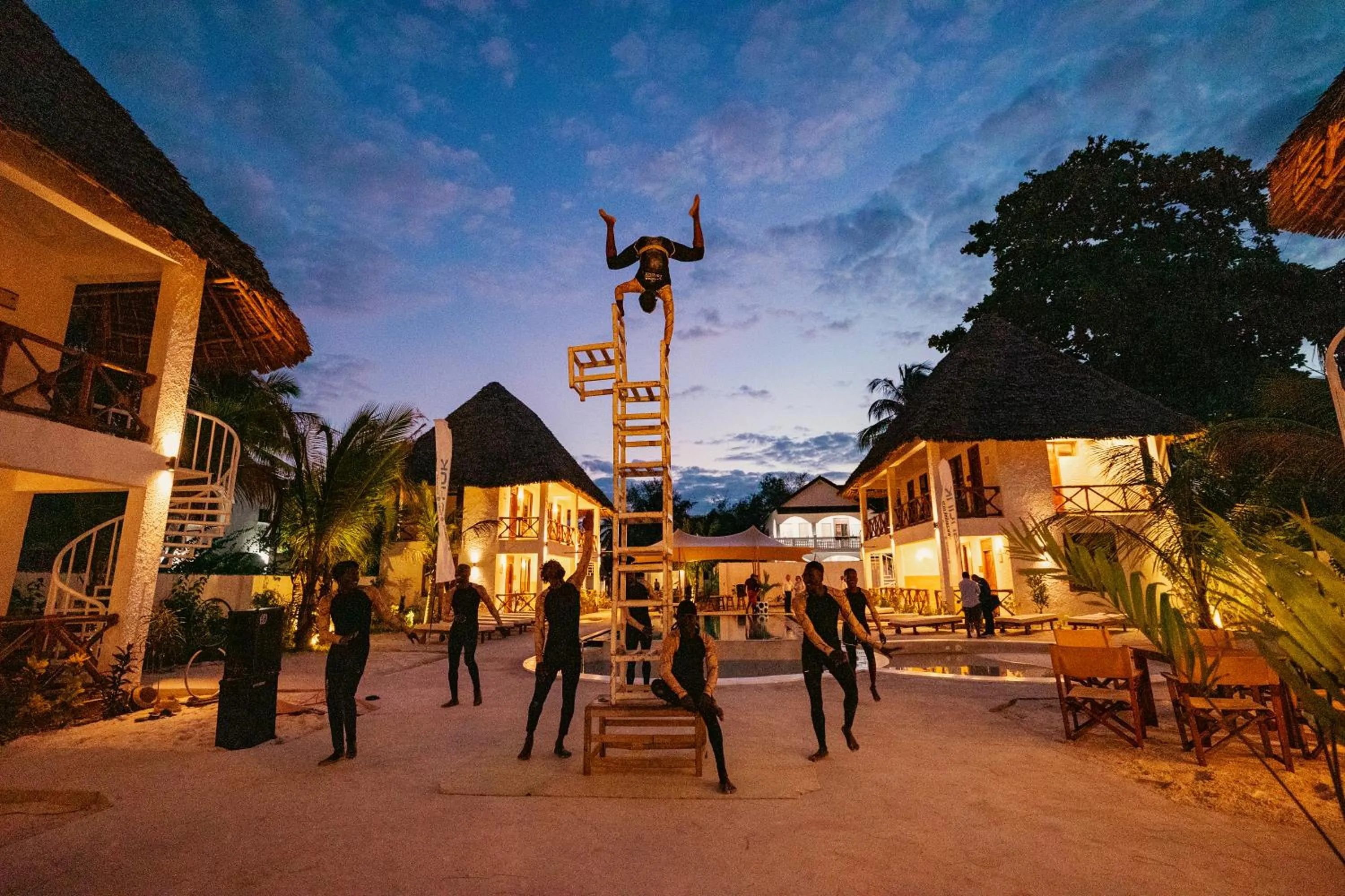 Evening entertainment in Mayai Ocean Resort