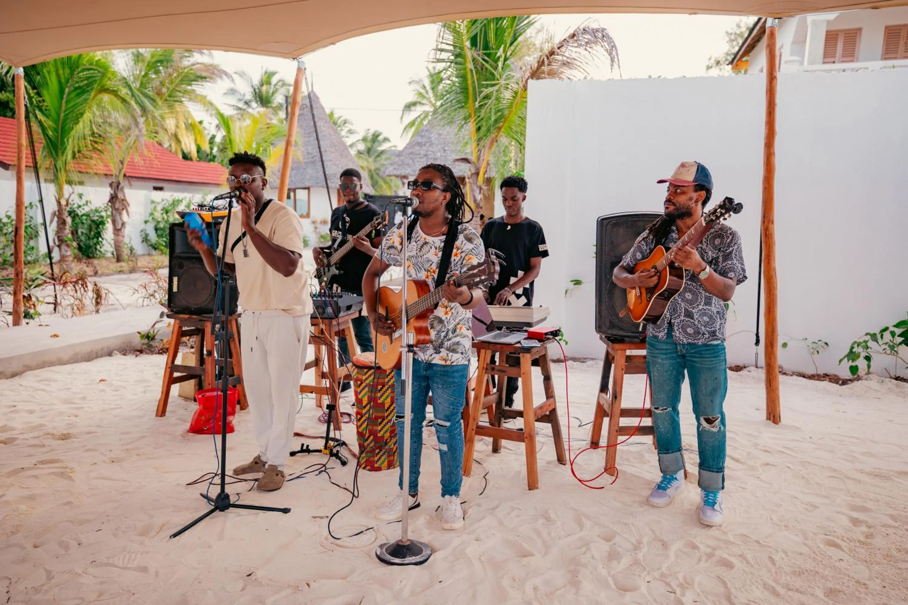 Evening entertainment in Mayai Ocean Resort