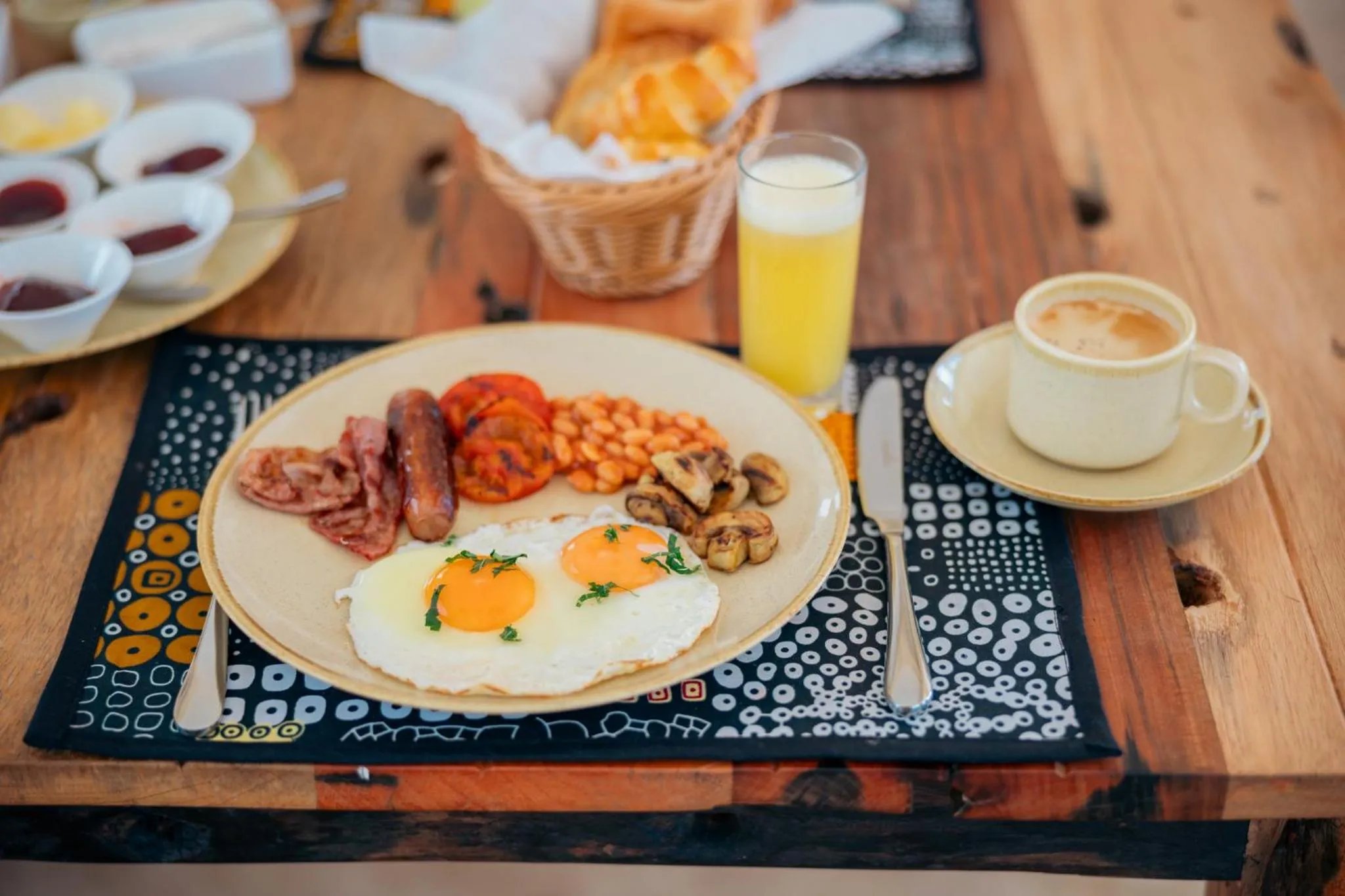 Restaurant/places to eat in Mayai Ocean Resort