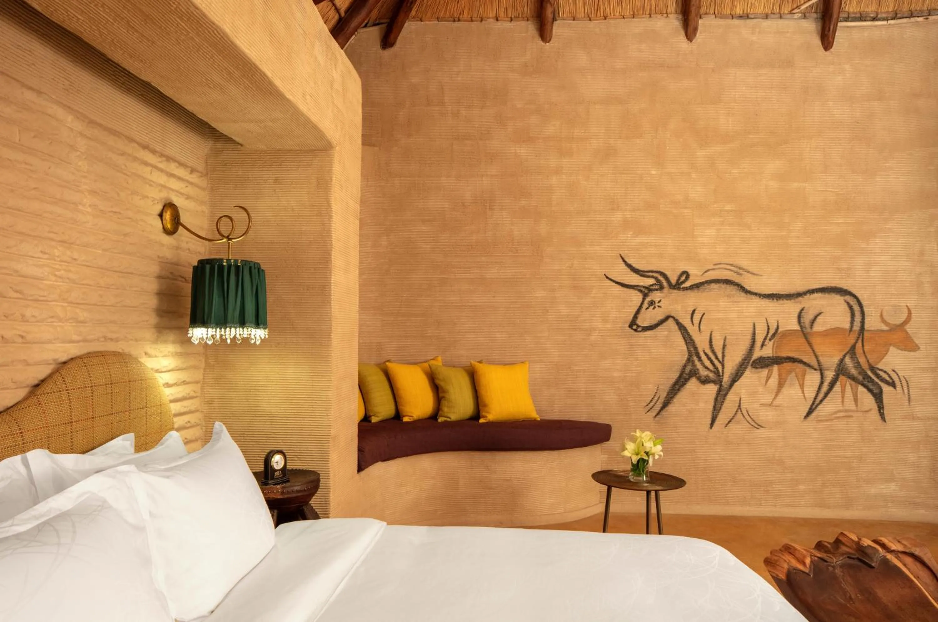 Bedroom, Bed in Nofa Riyadh, A Radisson Collection Resort