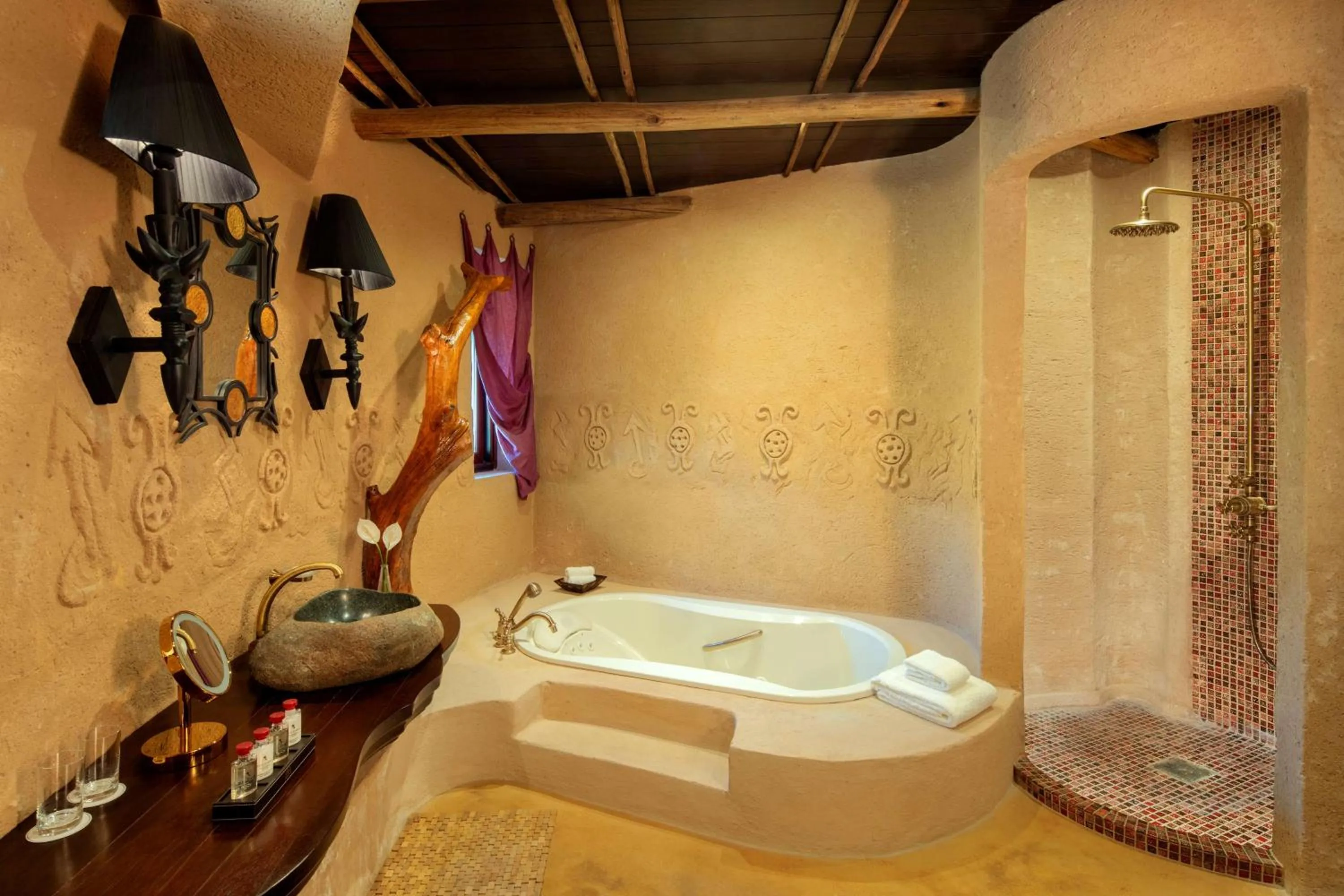 Bathroom in Nofa Riyadh, A Radisson Collection Resort