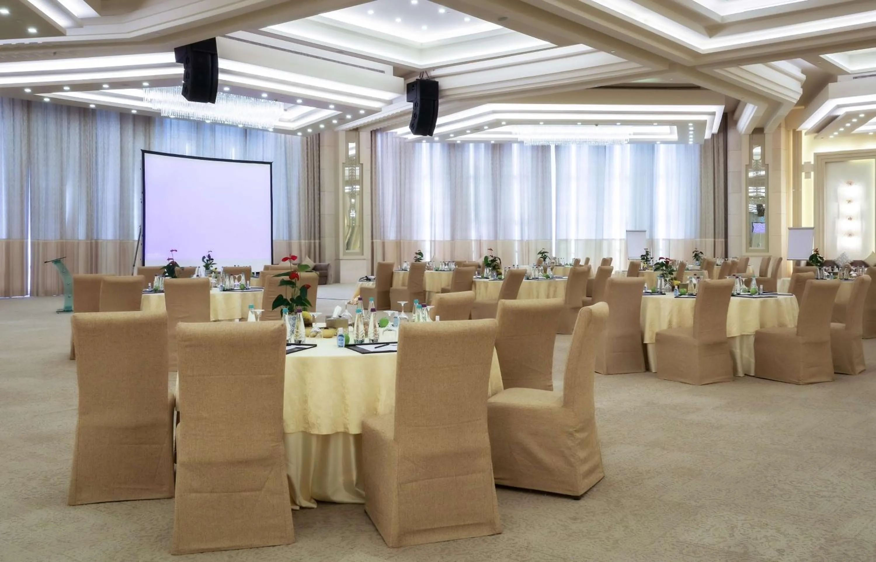 Banquet/Function facilities in Nofa Riyadh, A Radisson Collection Resort