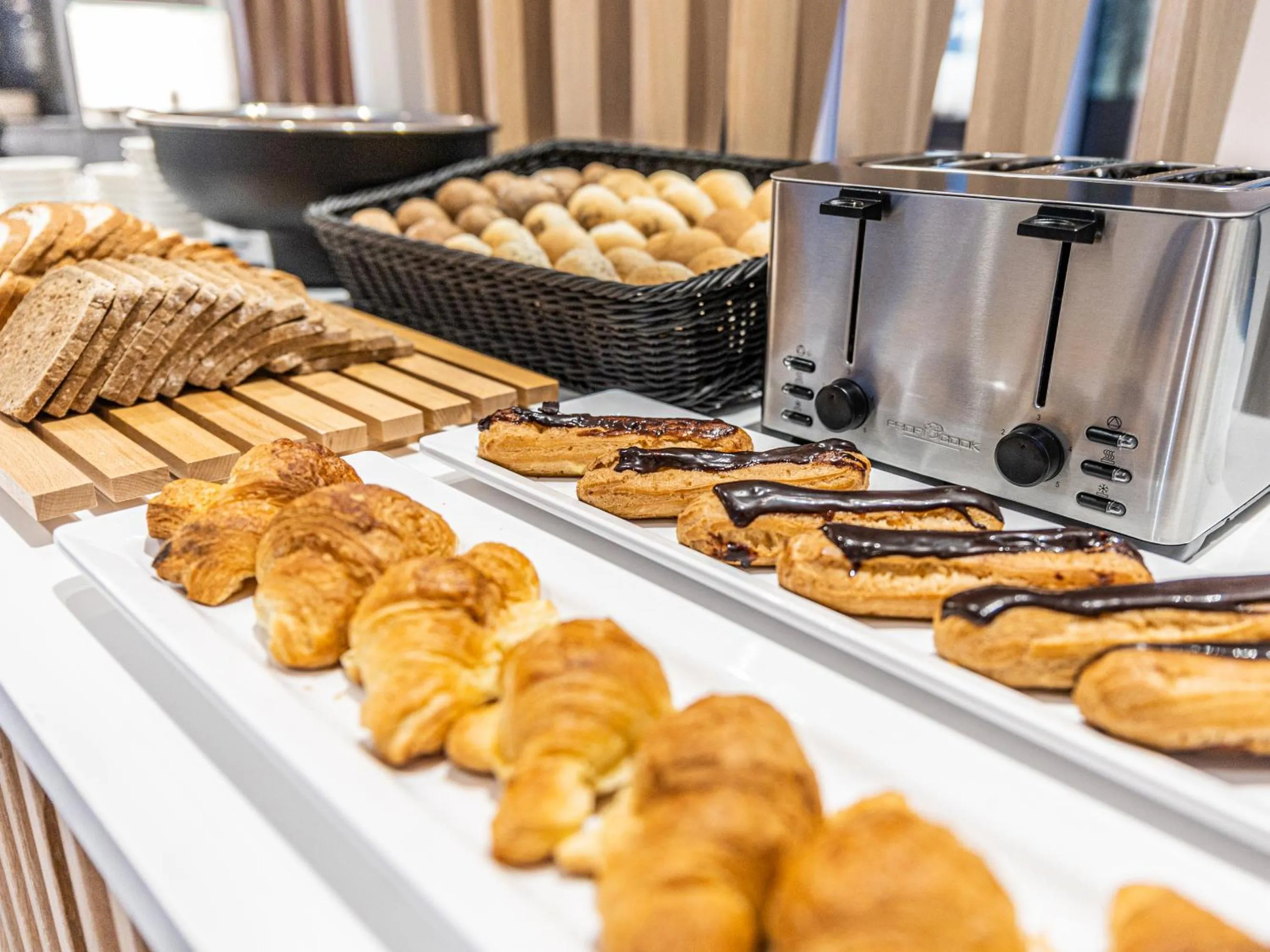 Breakfast in Prize by Radisson, Dortmund City