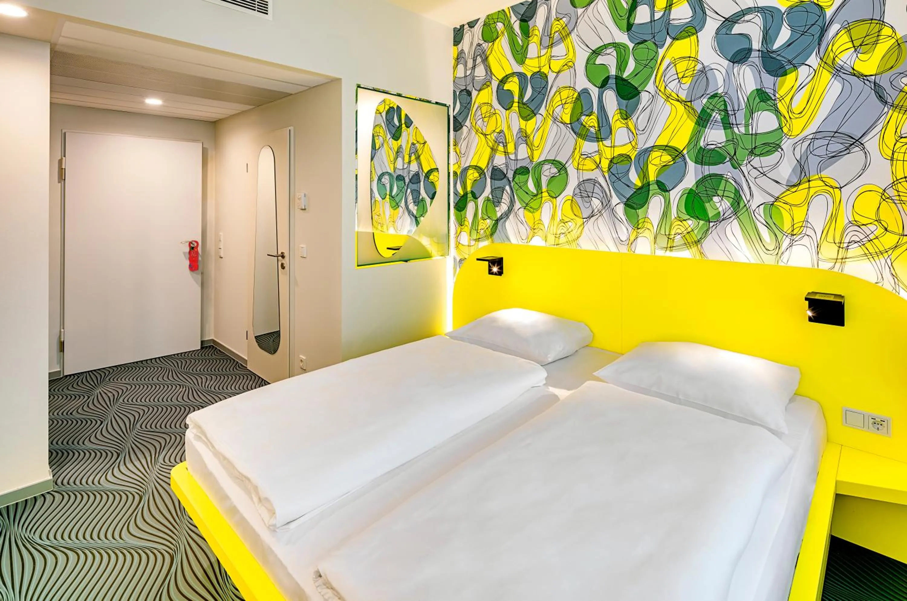 Bed in Prize by Radisson, Dortmund City