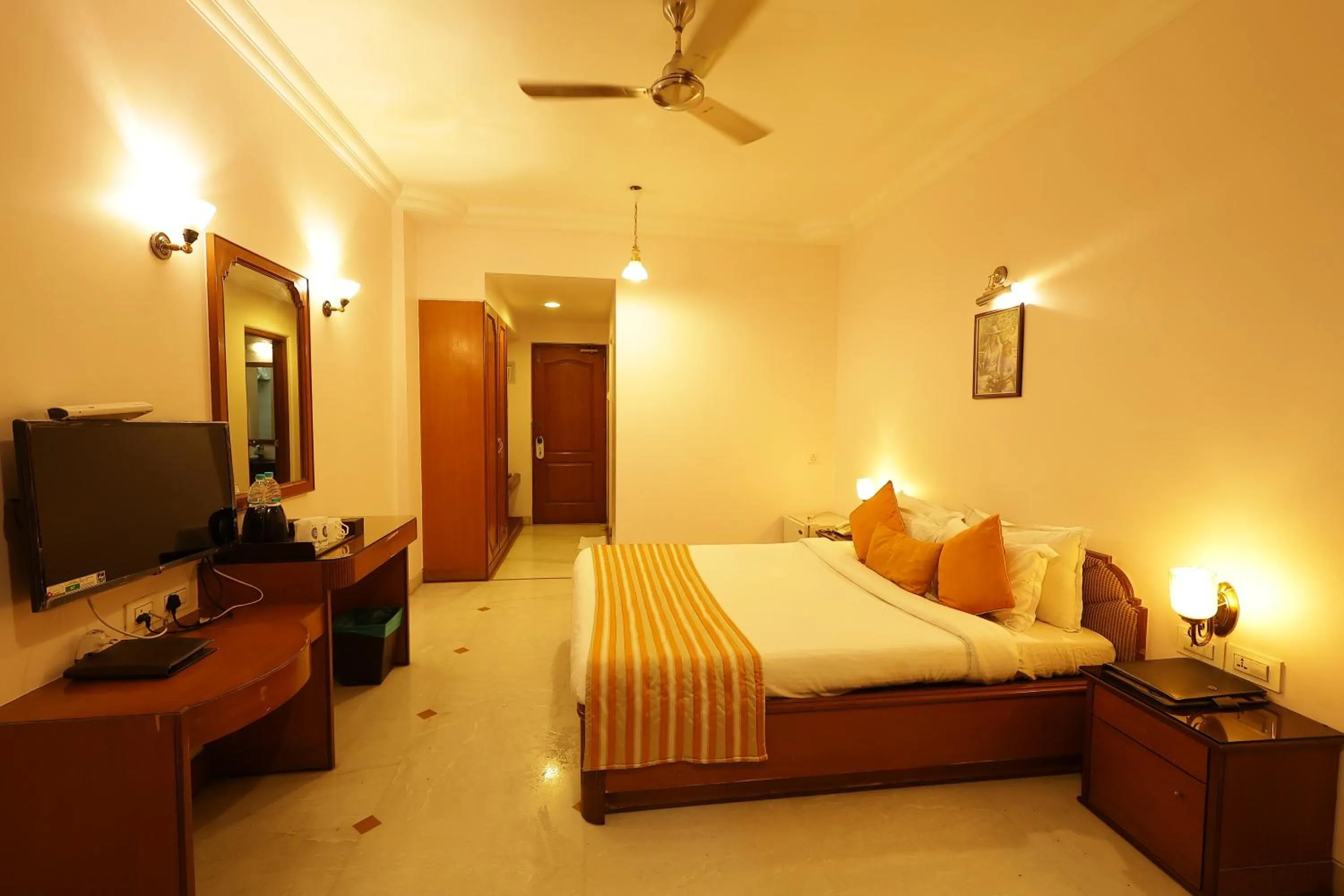 Bedroom, Bed in Kailash Parbat