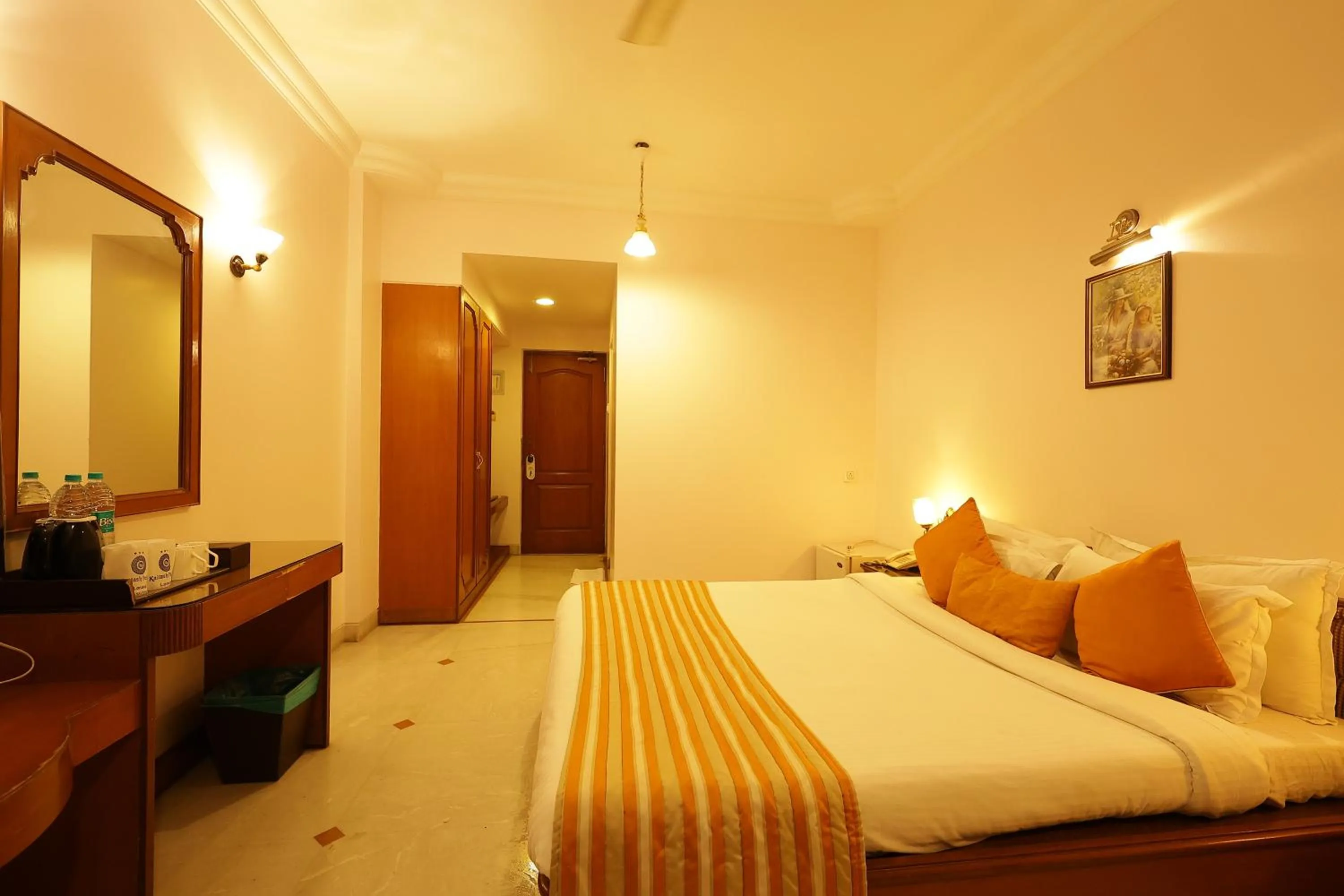 View (from property/room), Bed in Kailash Parbat