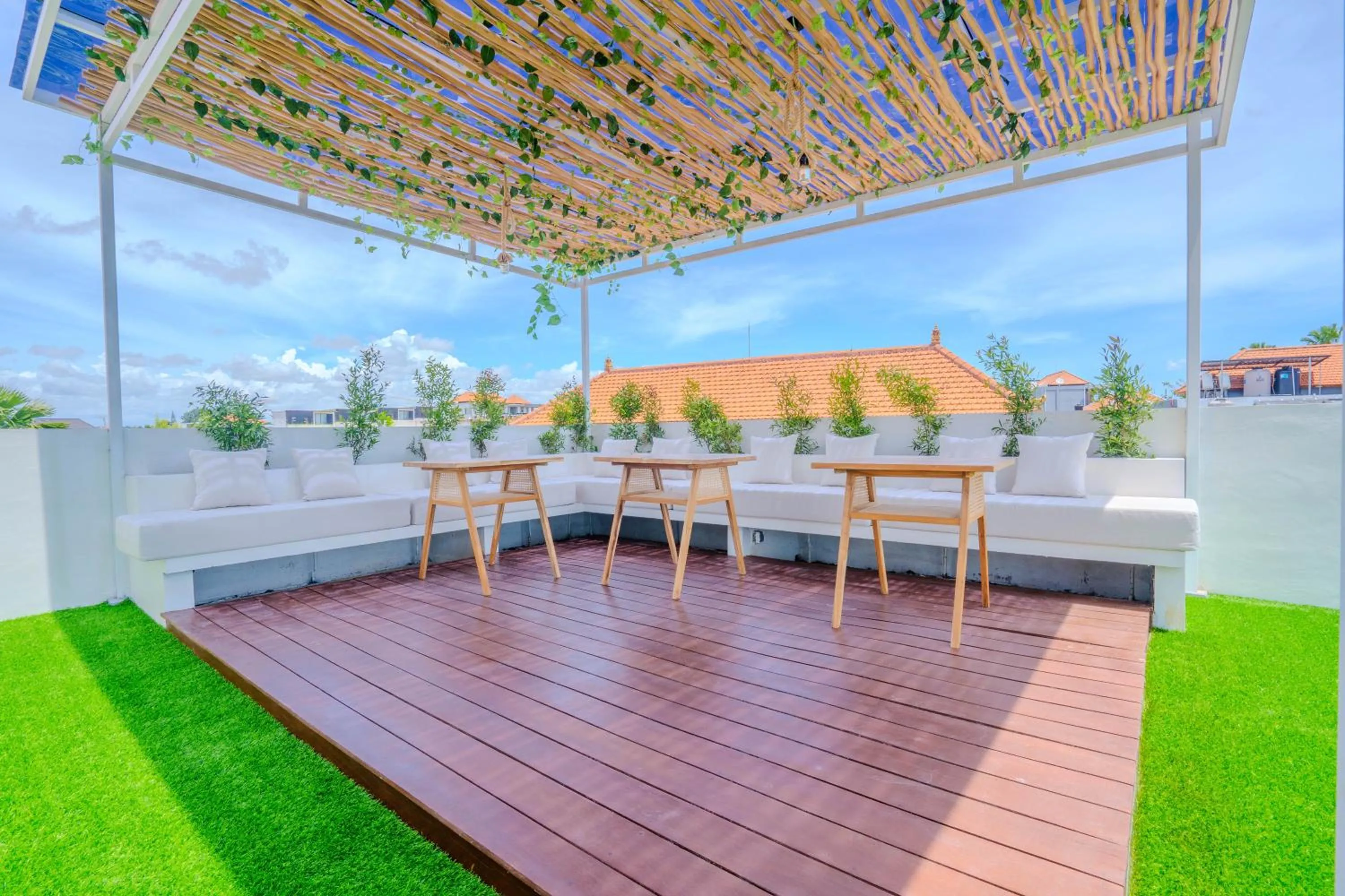 Seating area in Bagas Bagus Guesthouse