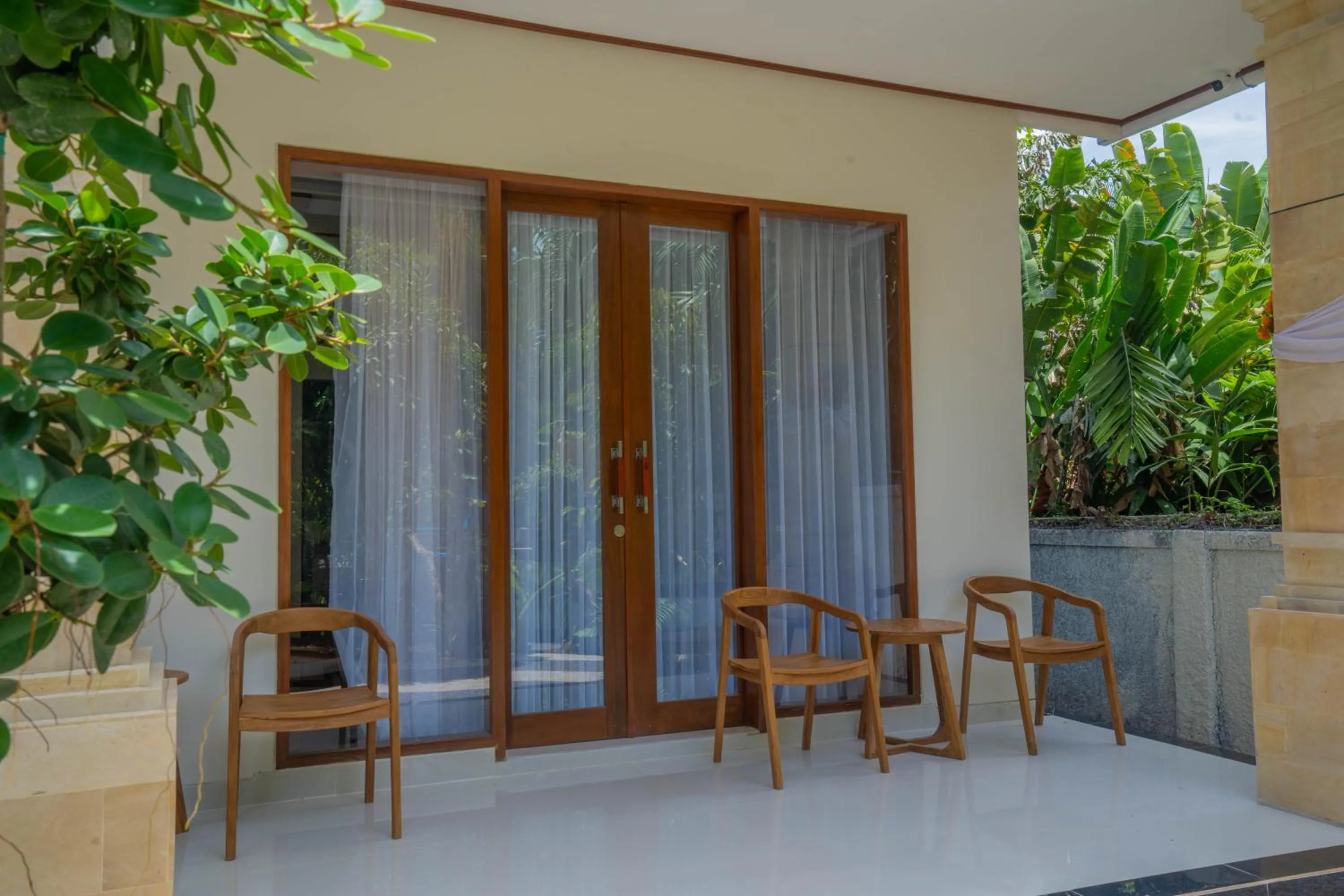 Property building in Bagas Bagus Guesthouse