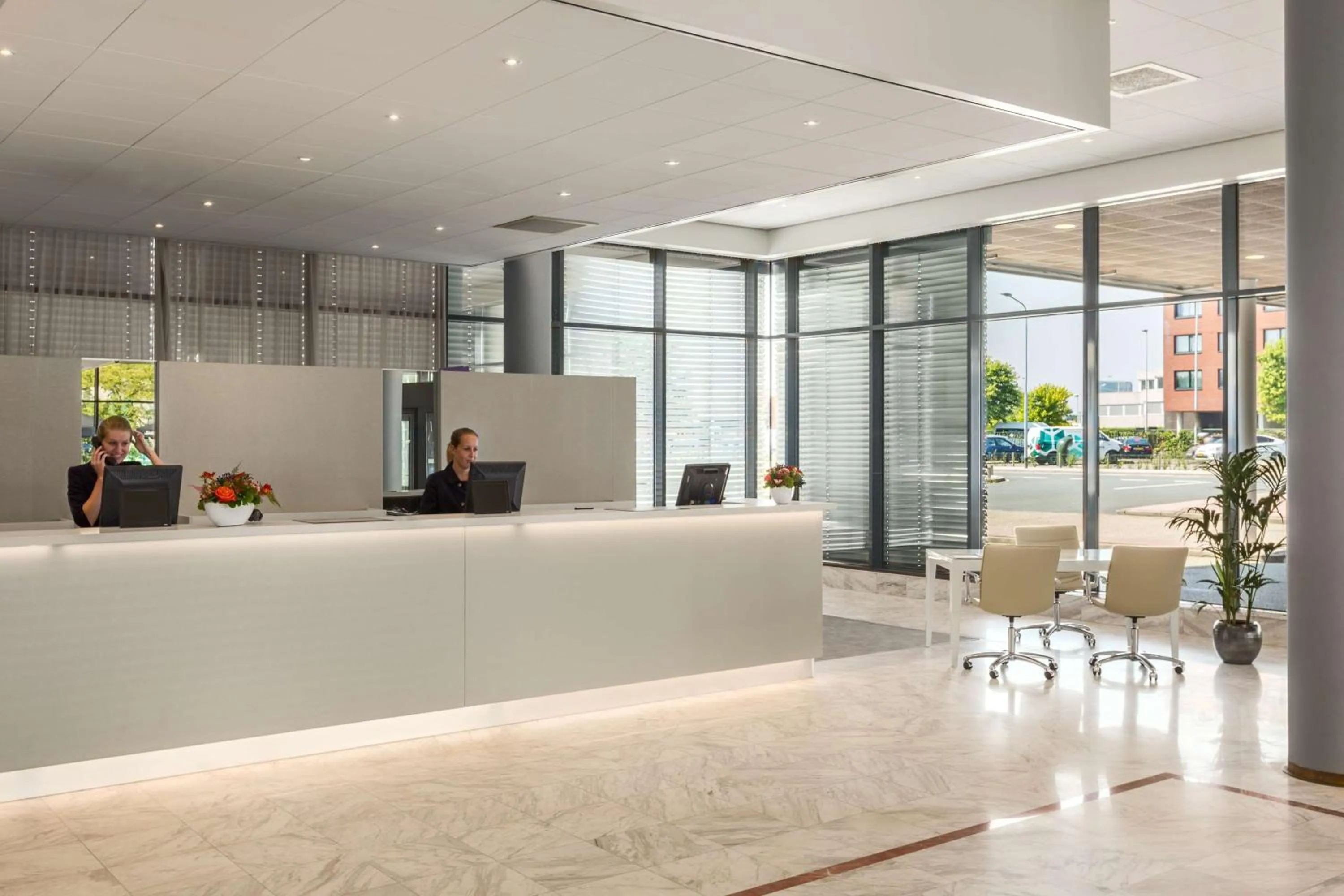 Lobby or reception in NH Amsterdam Schiphol Airport