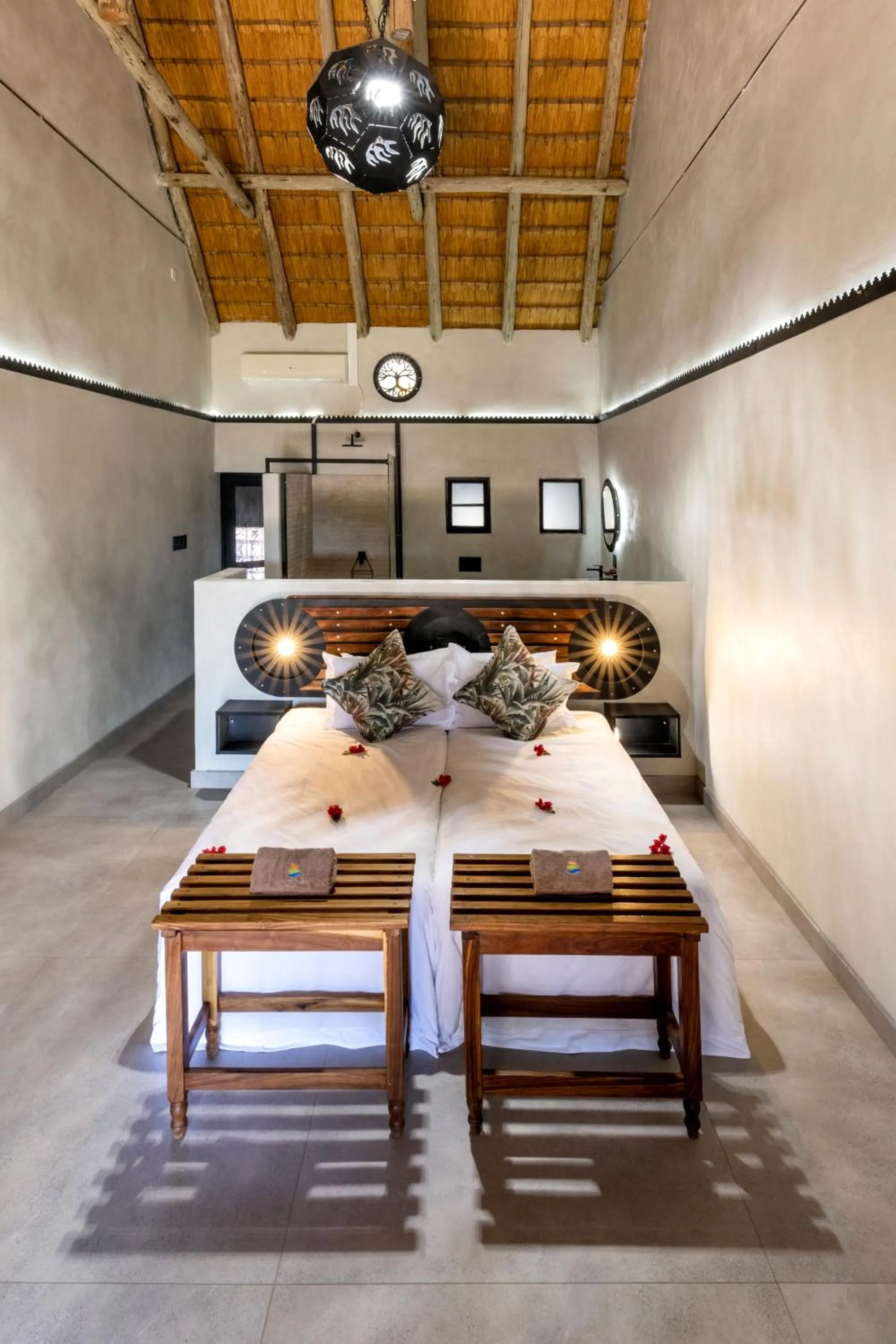 Shower, Bed in Chobe River Lodge
