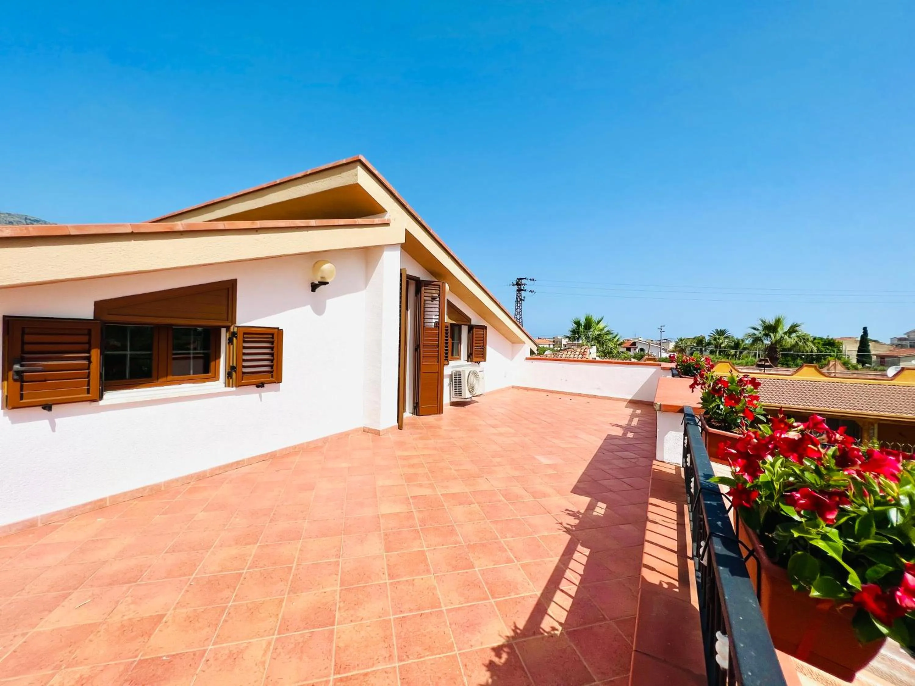 Property building in Villa Genova