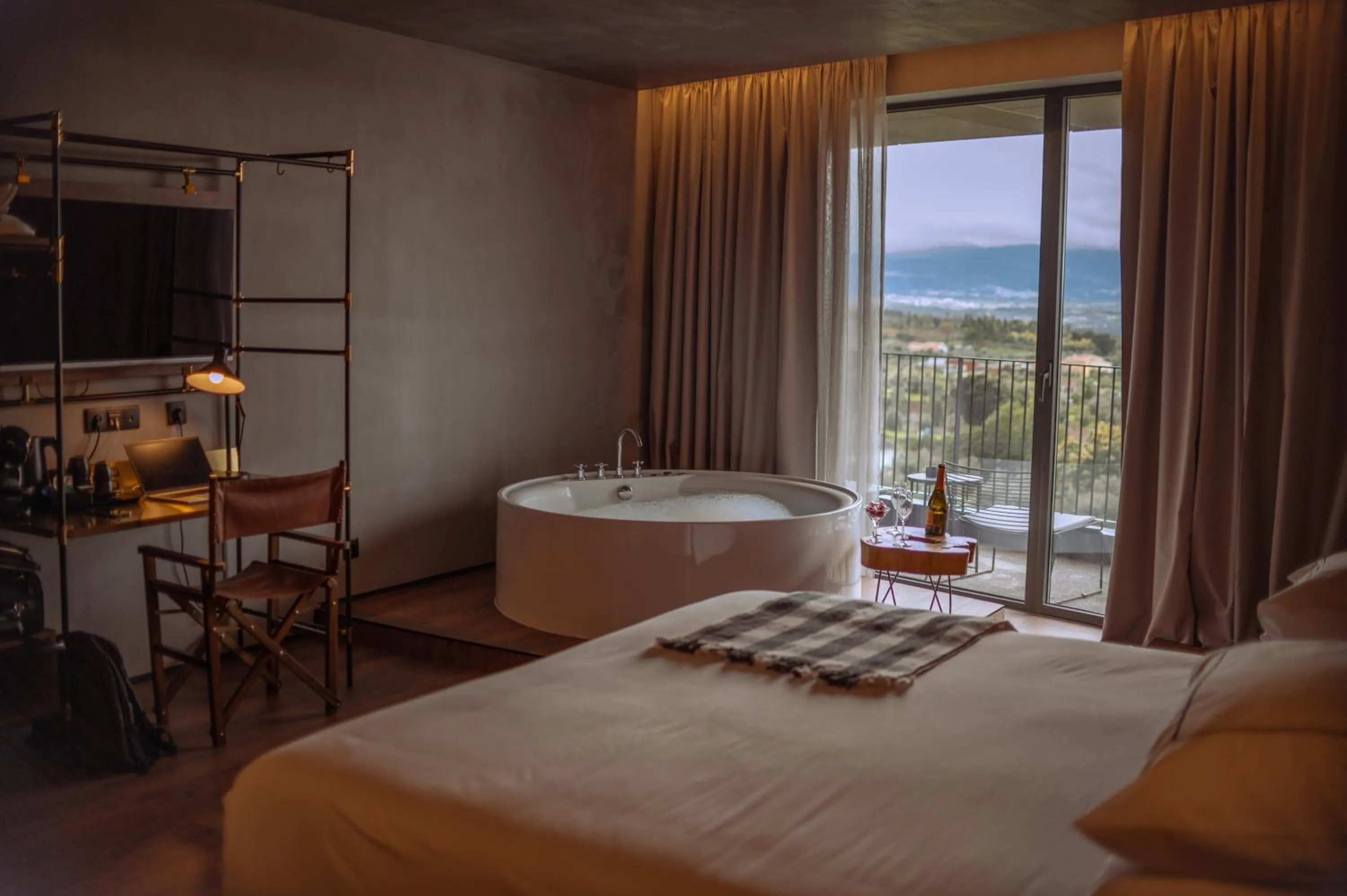 View (from property/room), Bed in Puro Dão Hotel & Spa