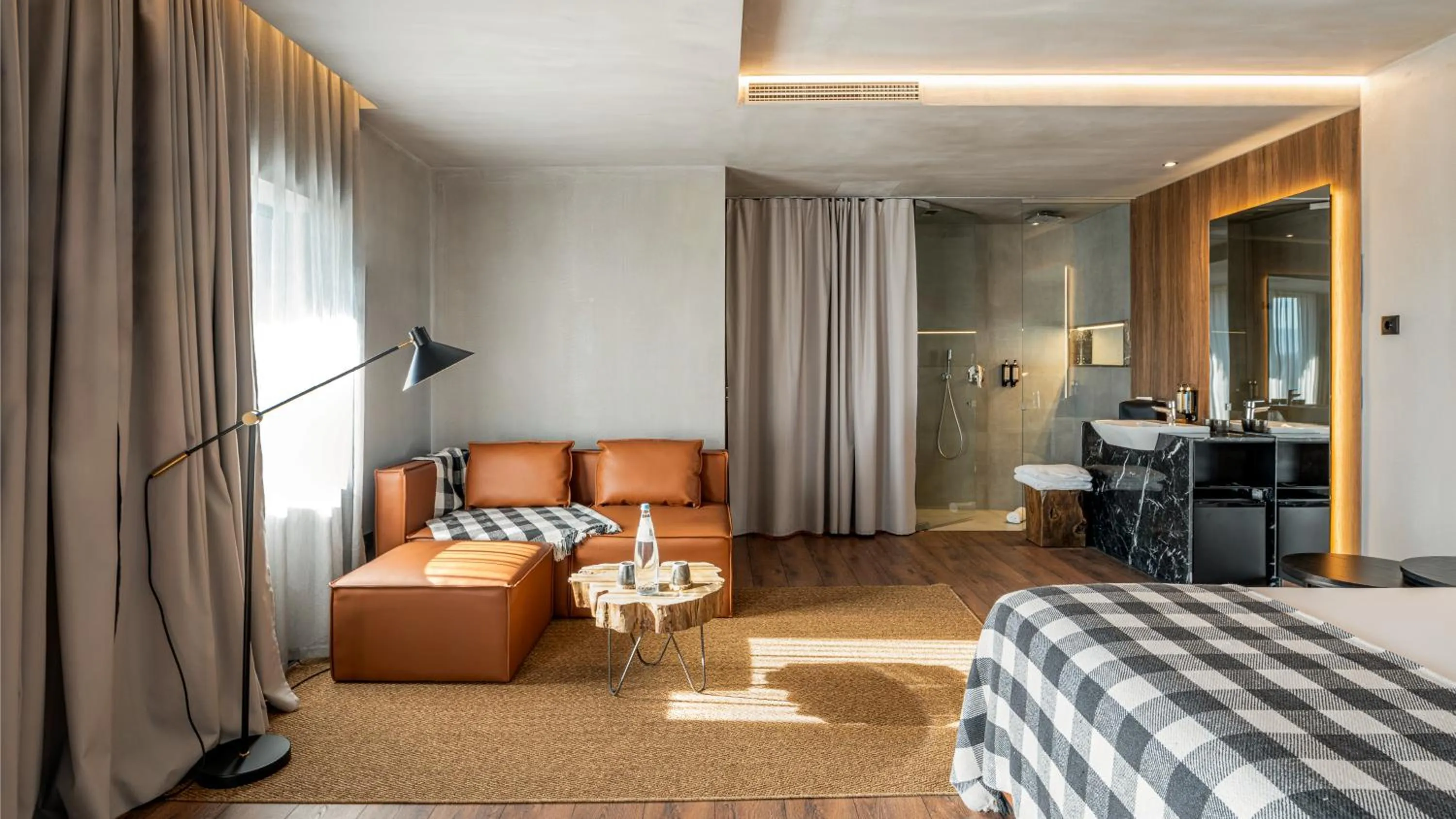 Seating area, Bed in Puro Dão Hotel & Spa