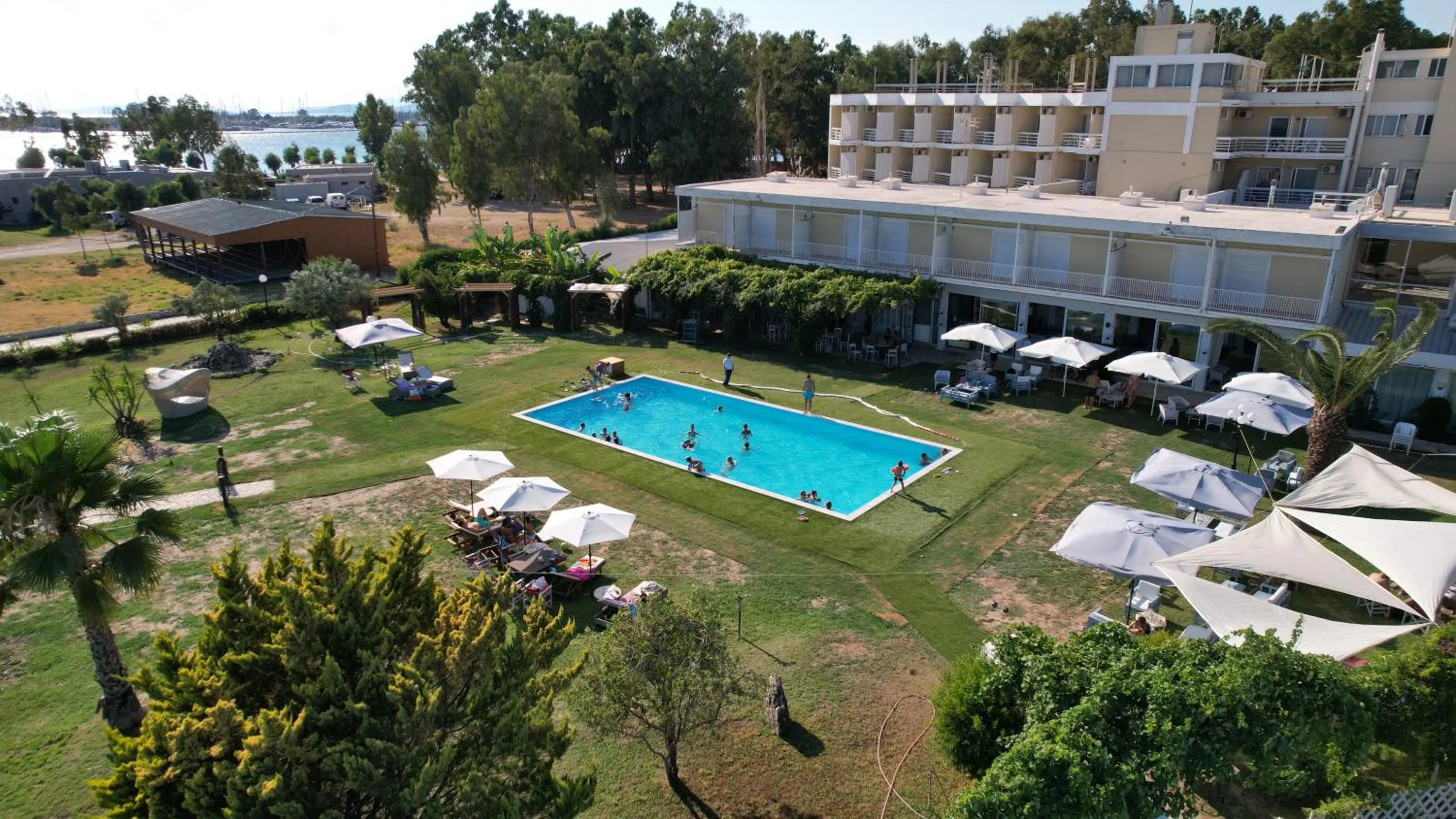 Swimming pool in Hotel Theoxenia