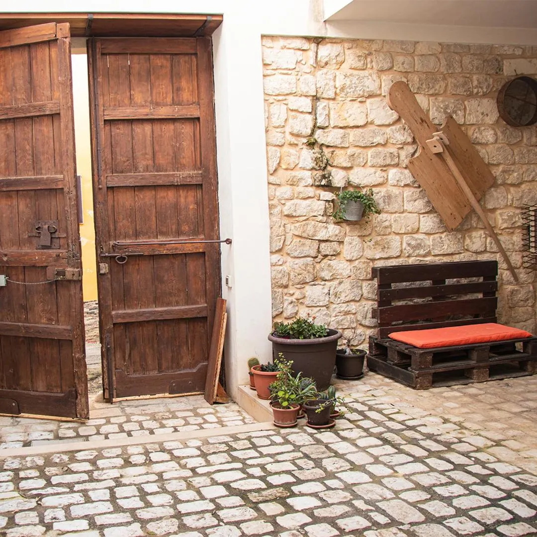 Property building in Il Cortile 1940