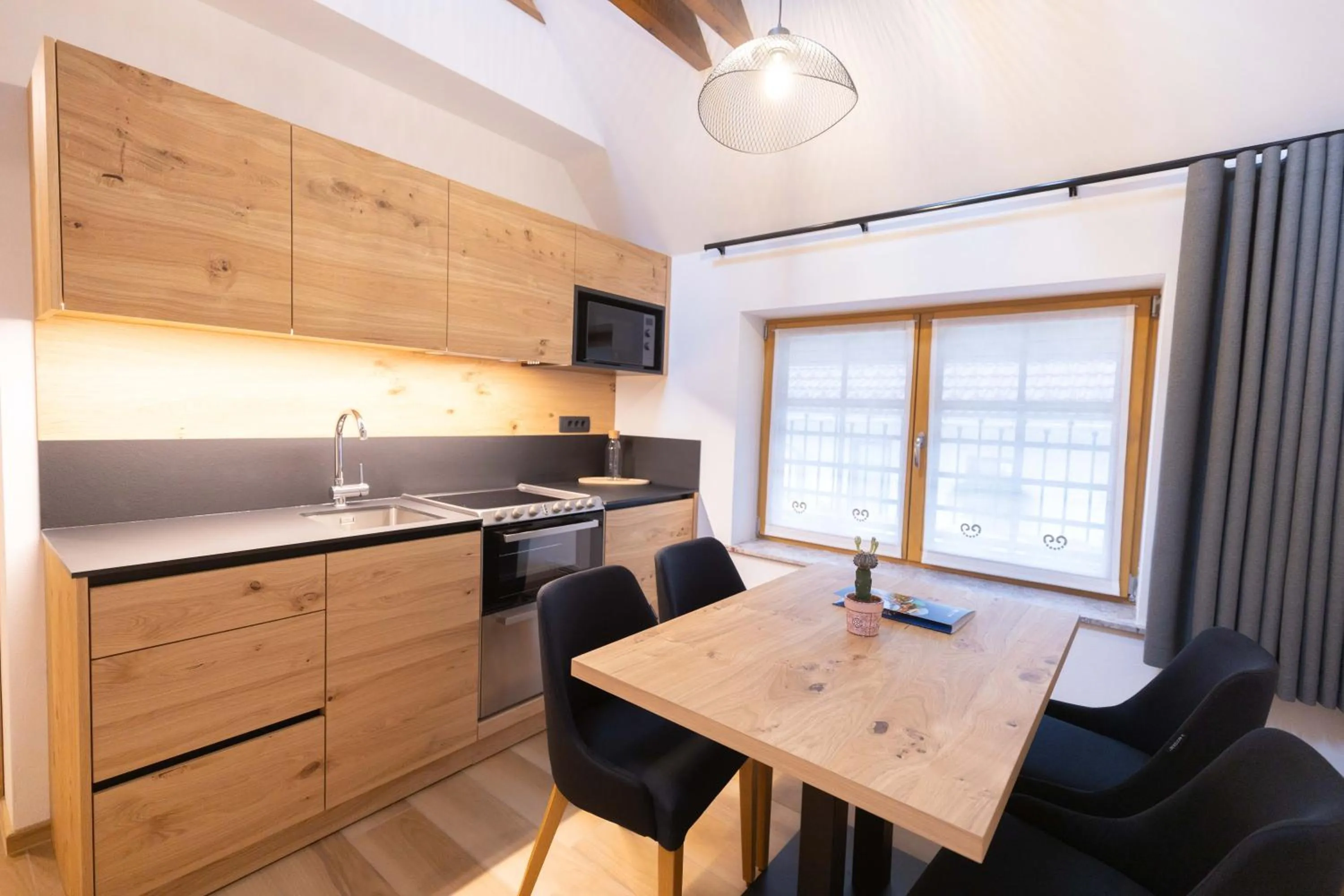 Duplex Apartment in Boutique Hotel Vila Loka