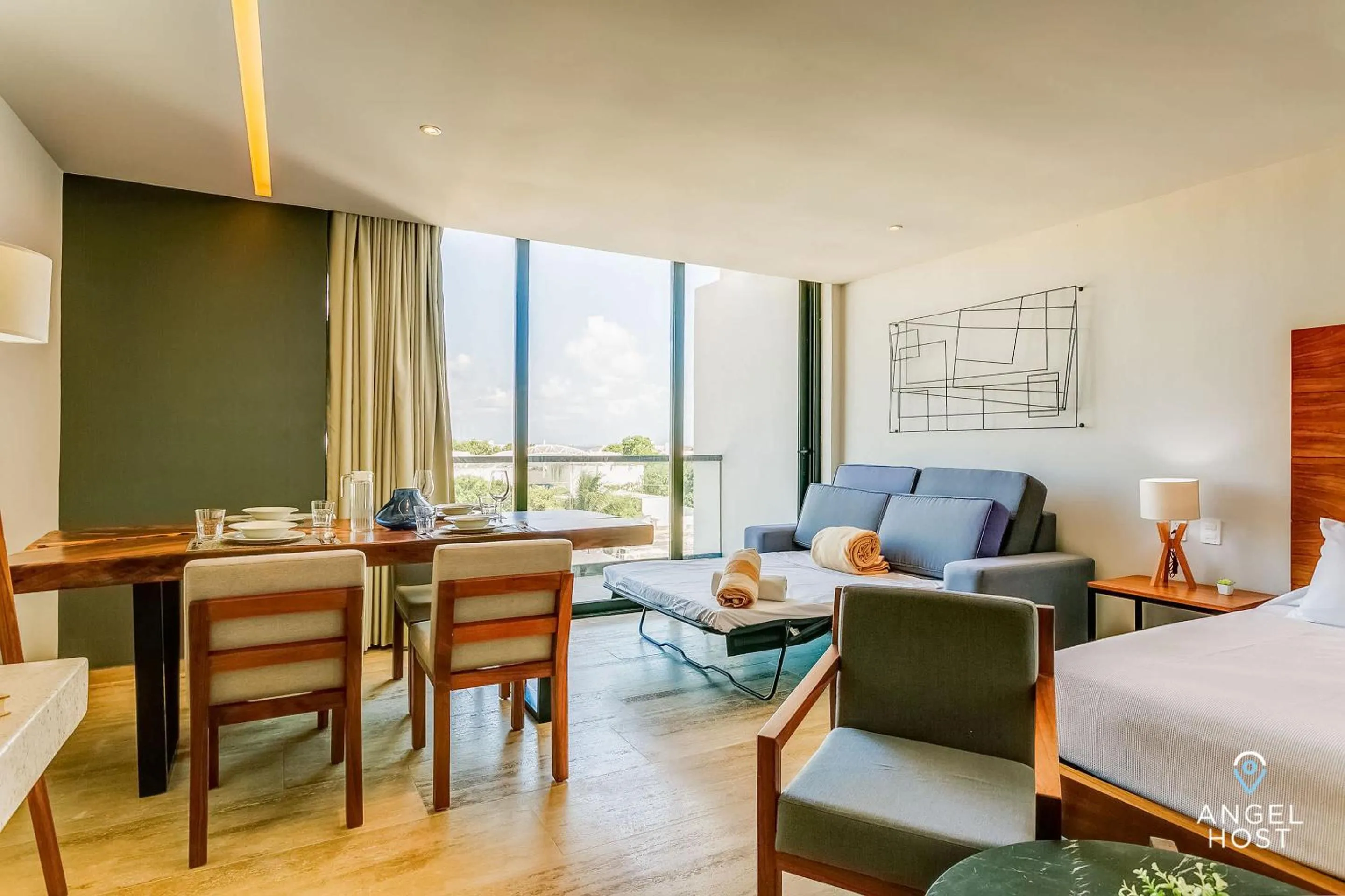 Bed in NEW Downtown Stay with Oceanview Roof Pool and Gym plus Cafe