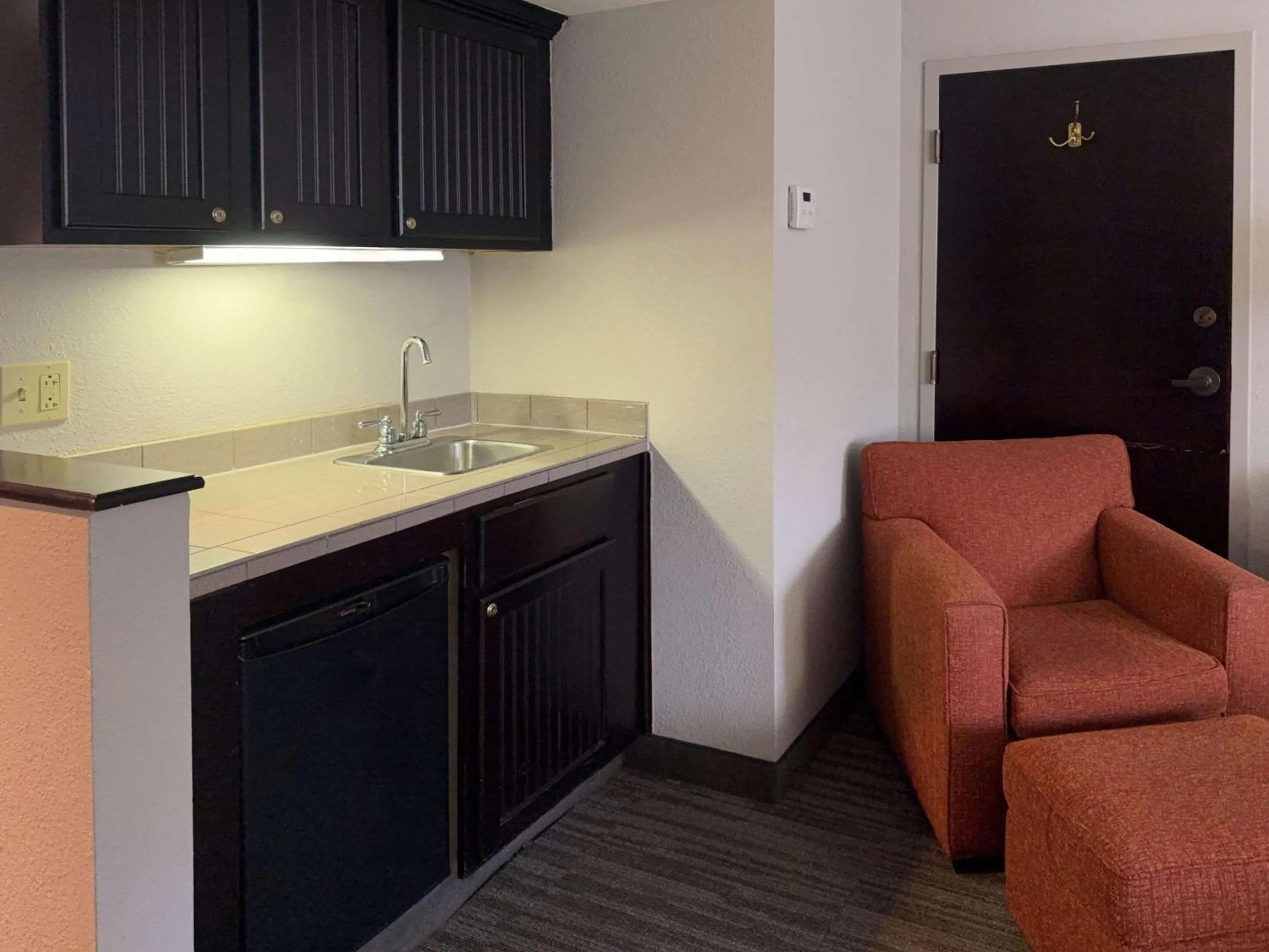 Bedroom in Branson Hillside Hotel