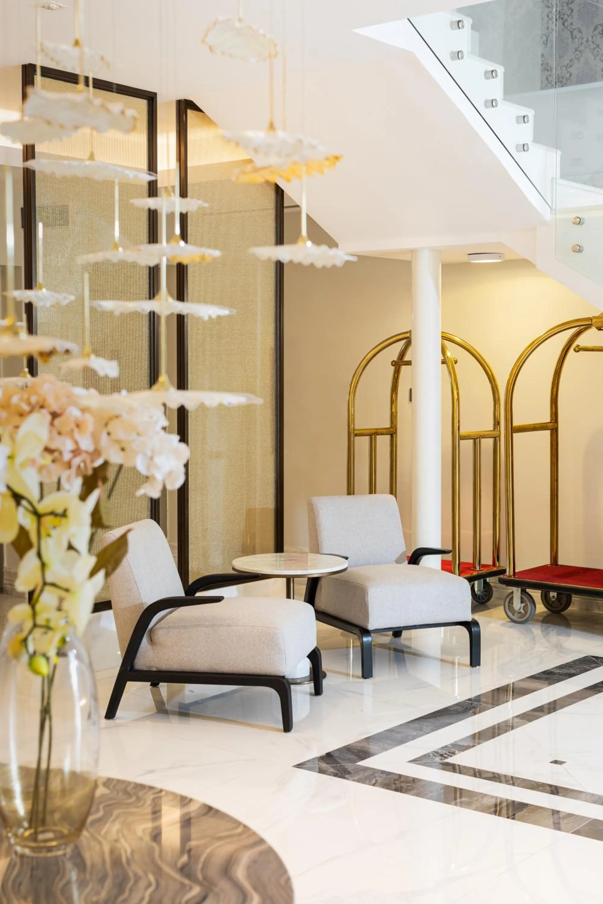 Lobby or reception in Merya Hotel Apartment - Zahra