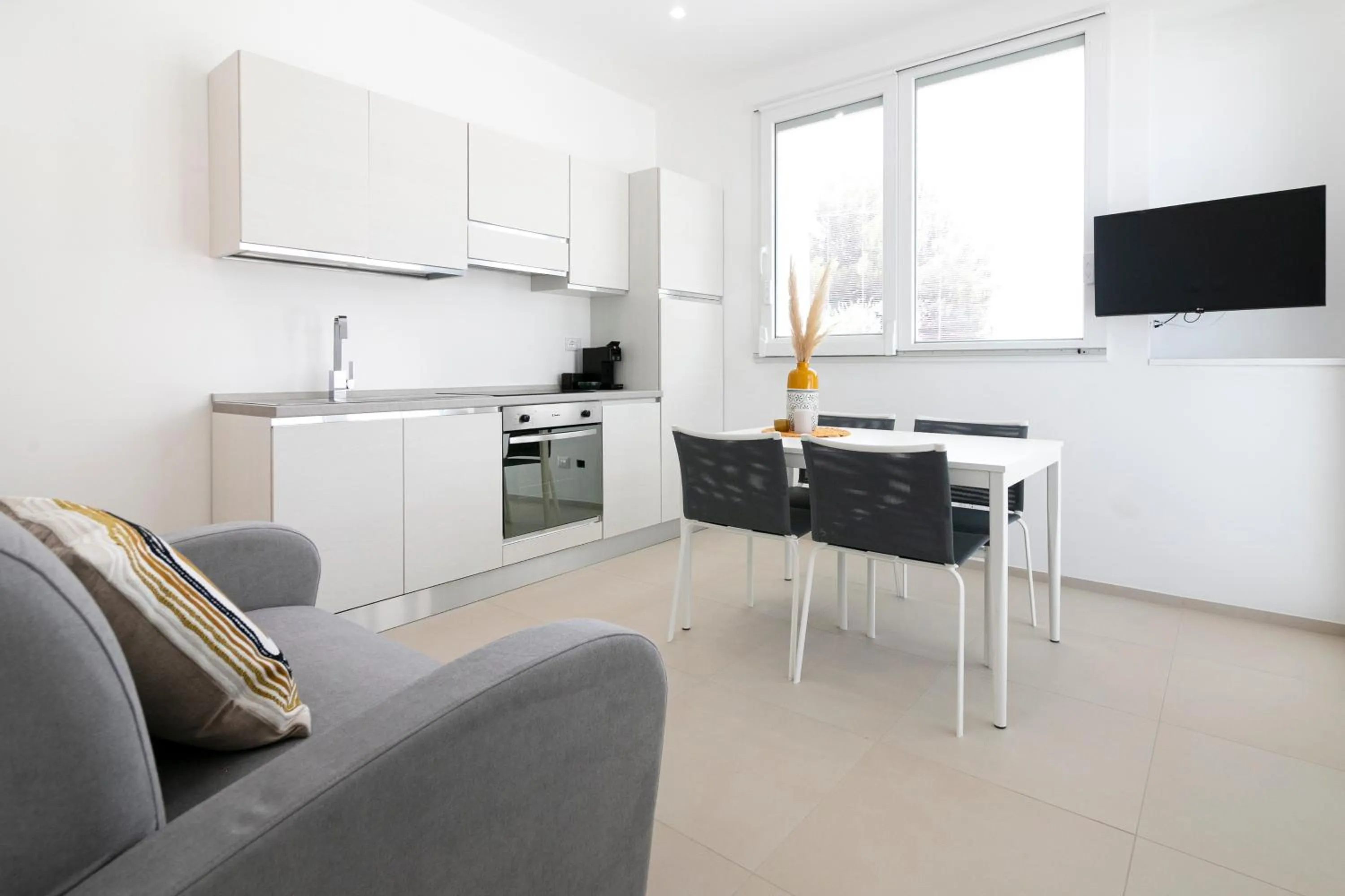 TV and multimedia in Stellaris Apartrooms