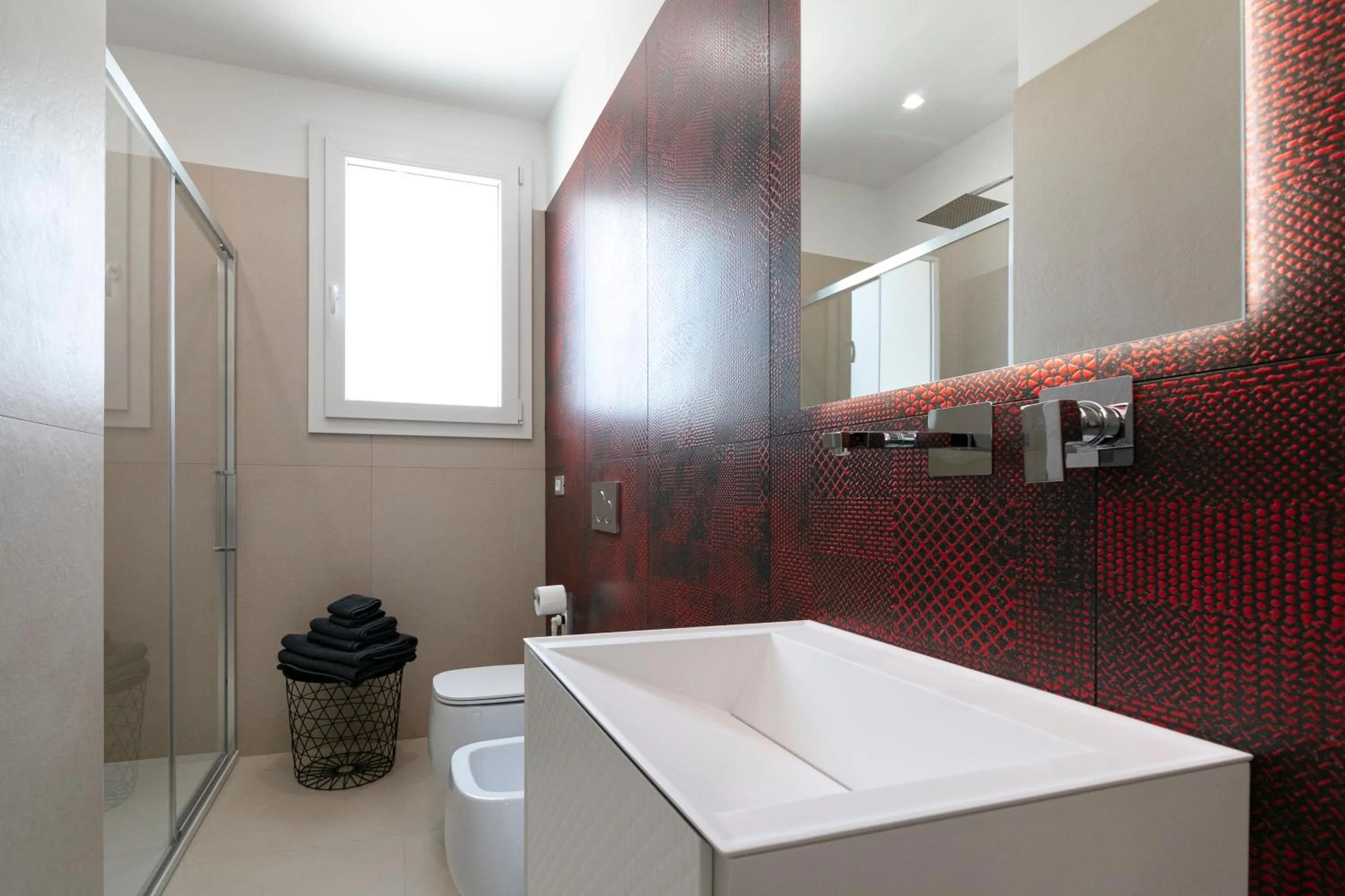 Toilet in Stellaris Apartrooms