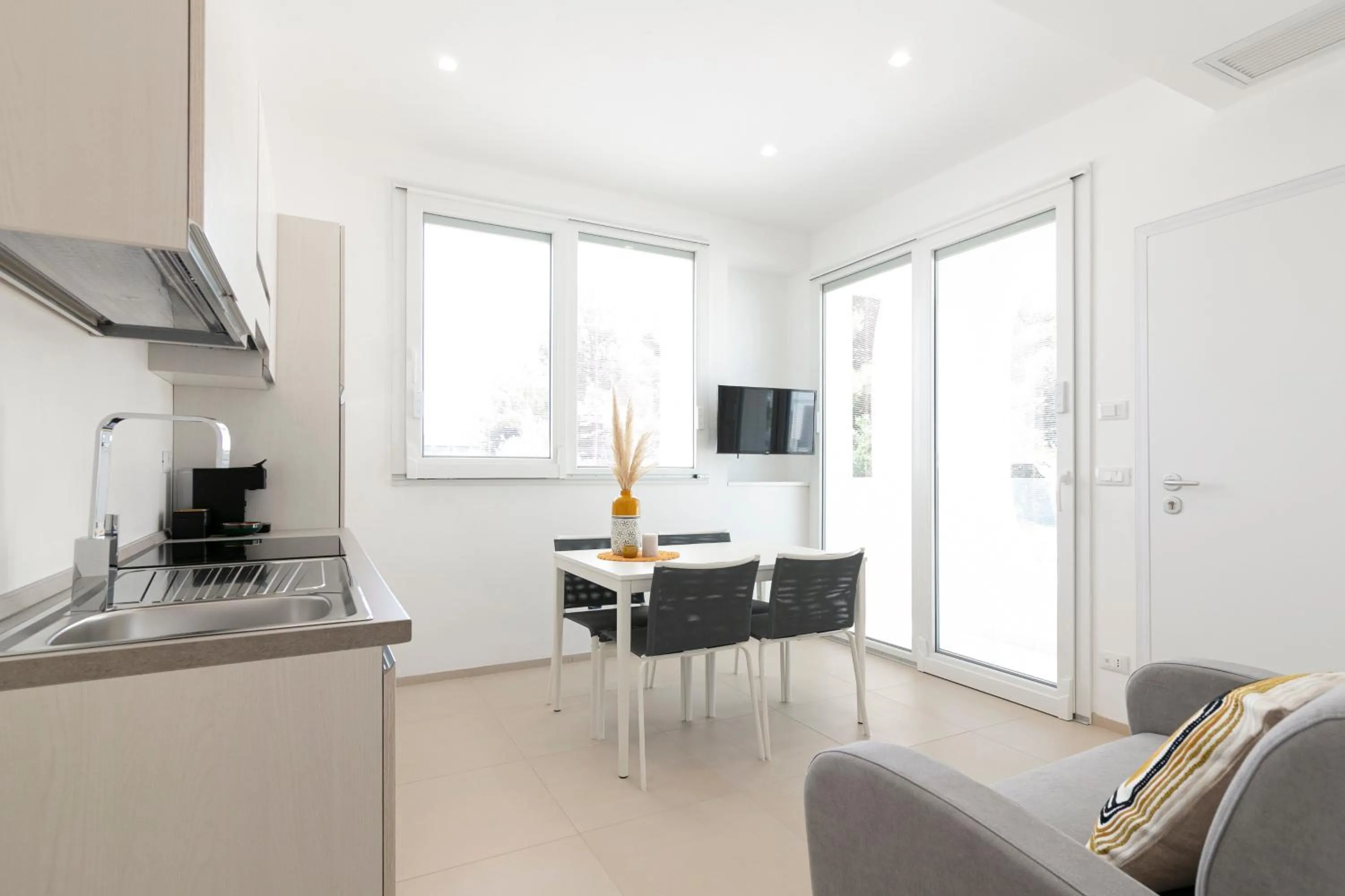 TV and multimedia in Stellaris Apartrooms