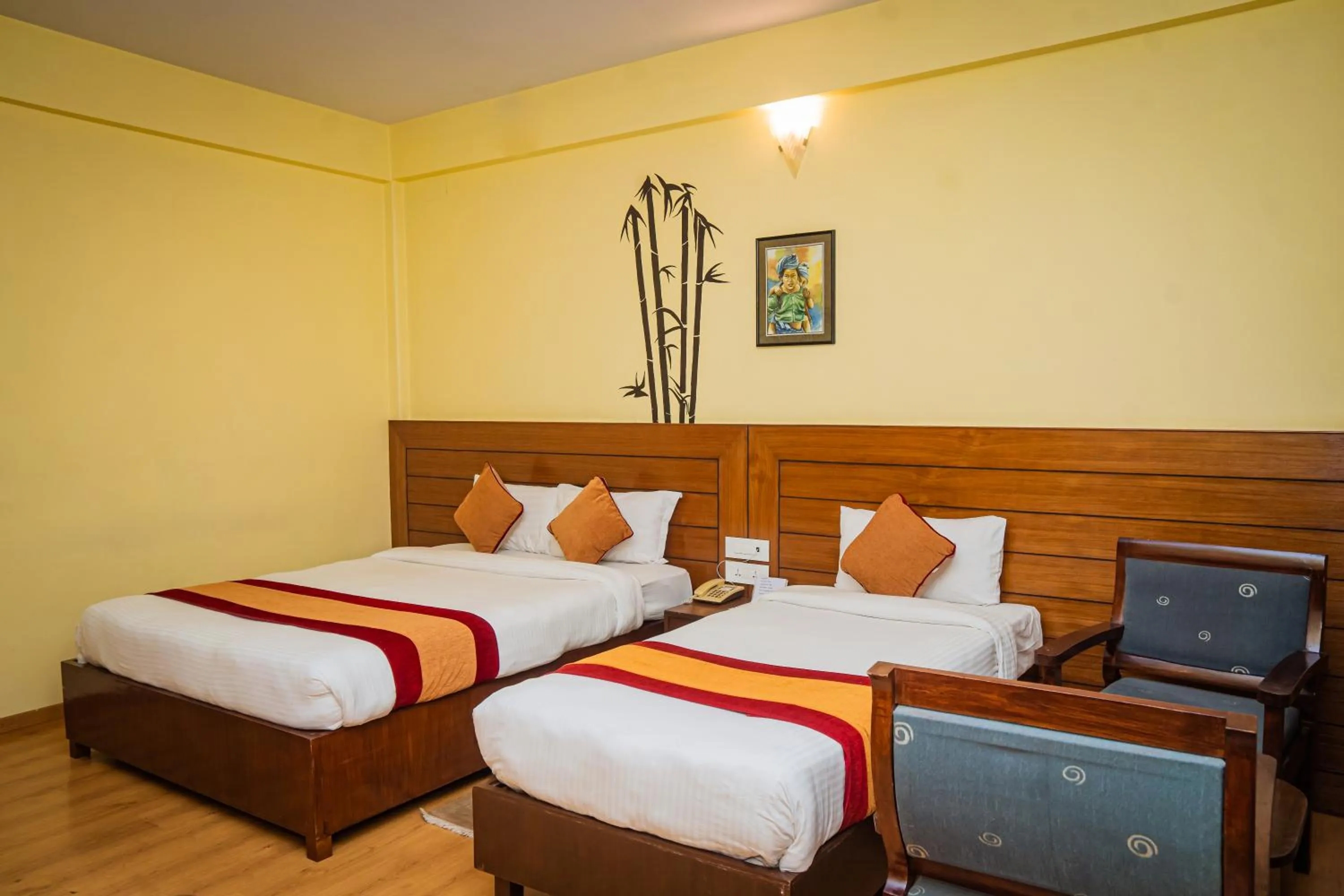 Bedroom, Bed in Hotel Crown Himalayas