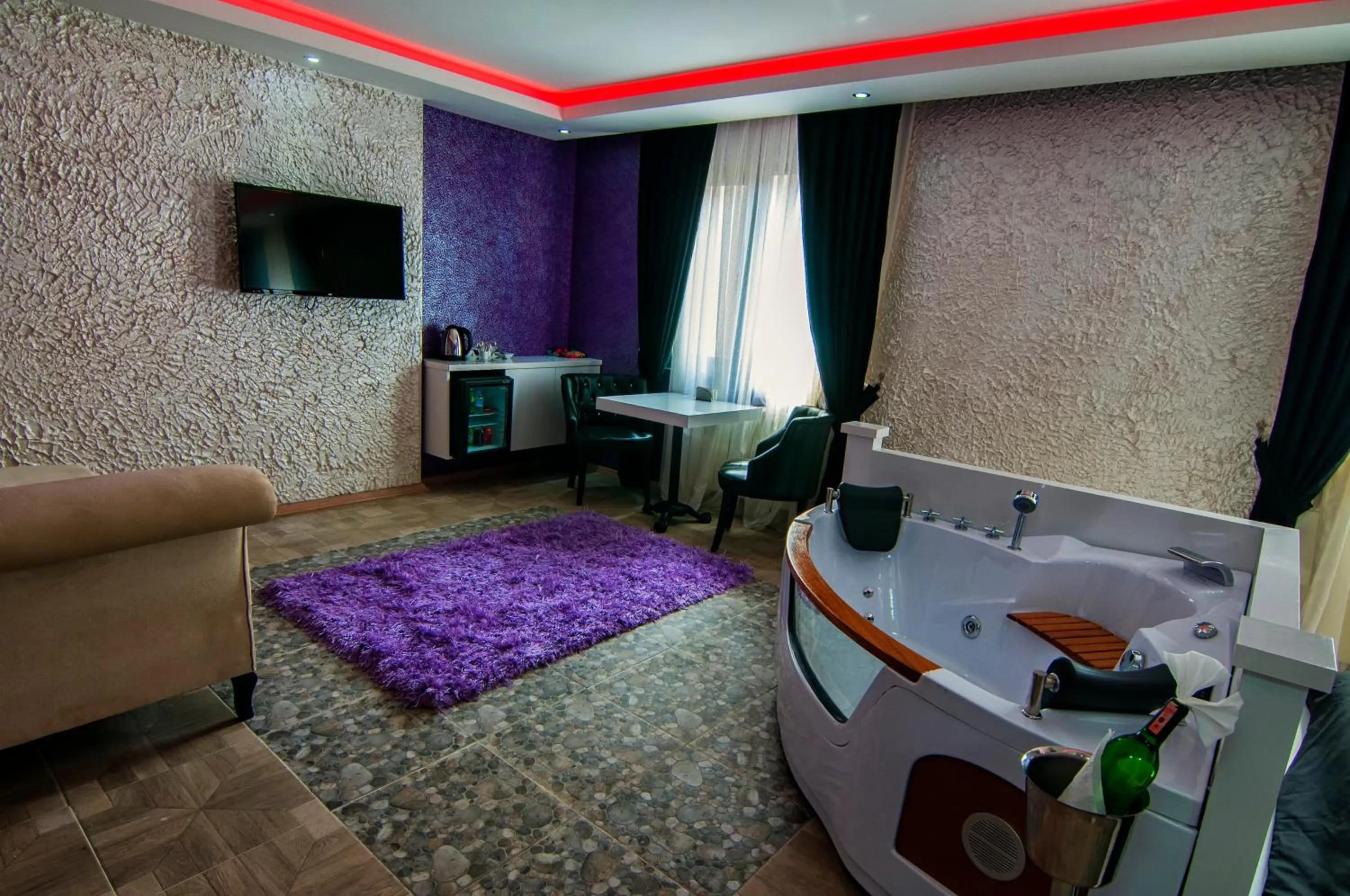 Hot Tub in Ag Şişli Hotel