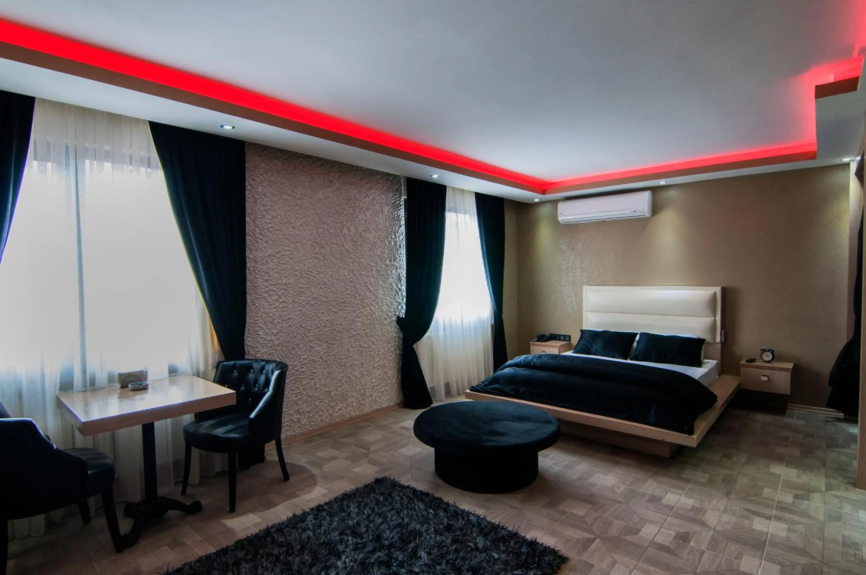 Photo of the whole room in Ag Şişli Hotel