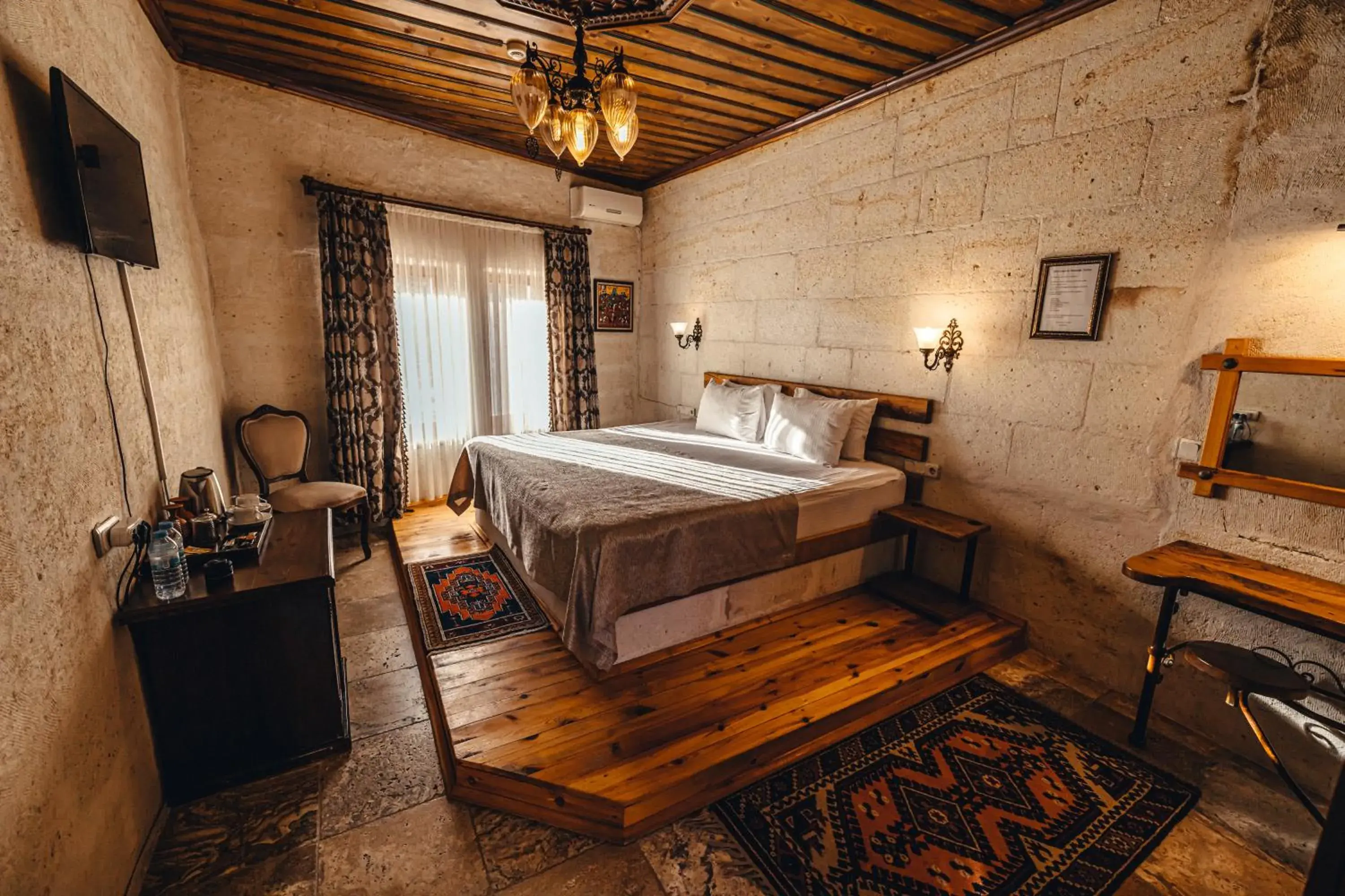 Deluxe Double Room with Bath in Hanzade Cappadocia Deluxe Double Room with Bath in Hanzade Cappadocia