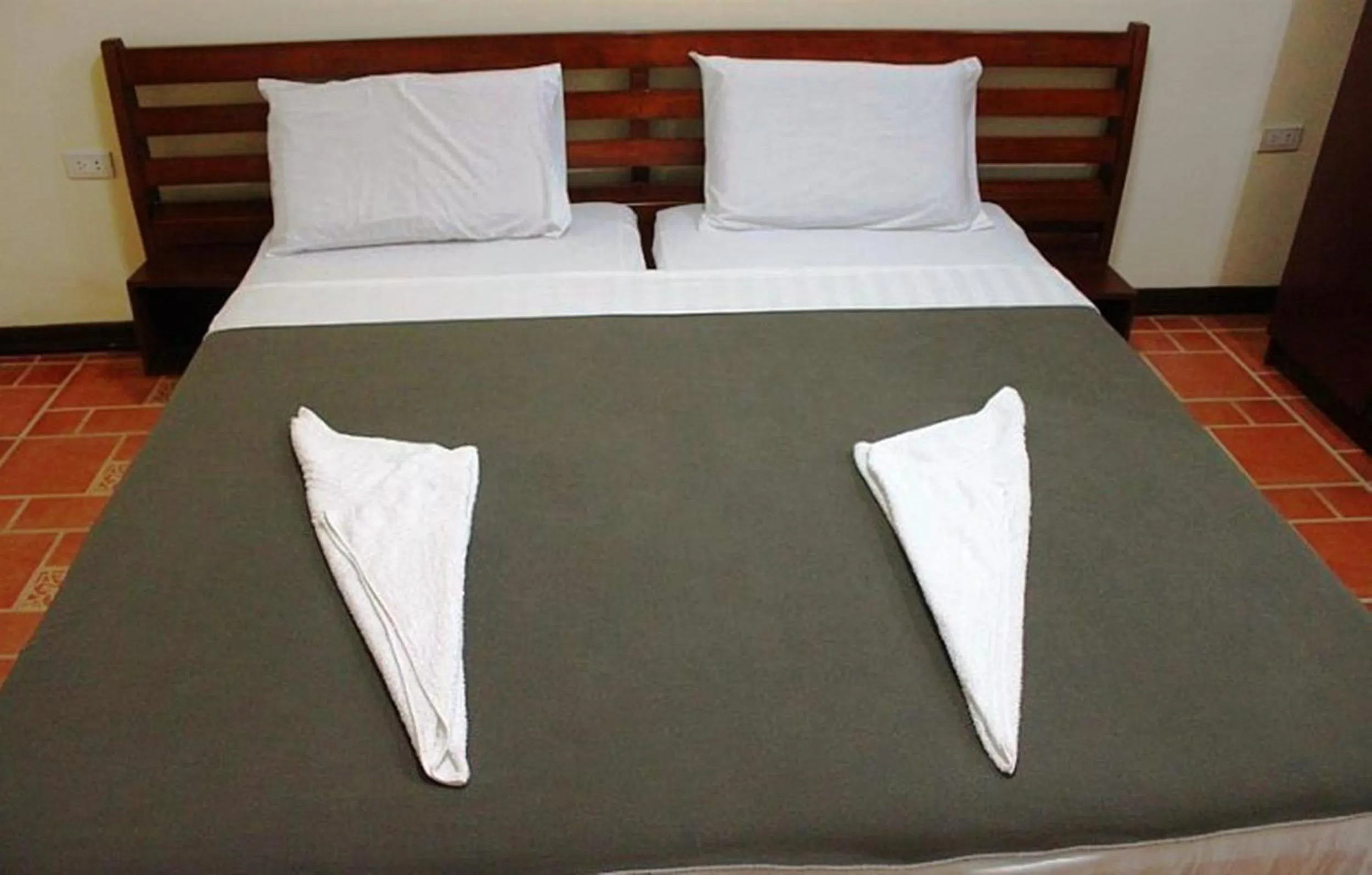 Bed in Cherrys @ Home Too Inland Resort