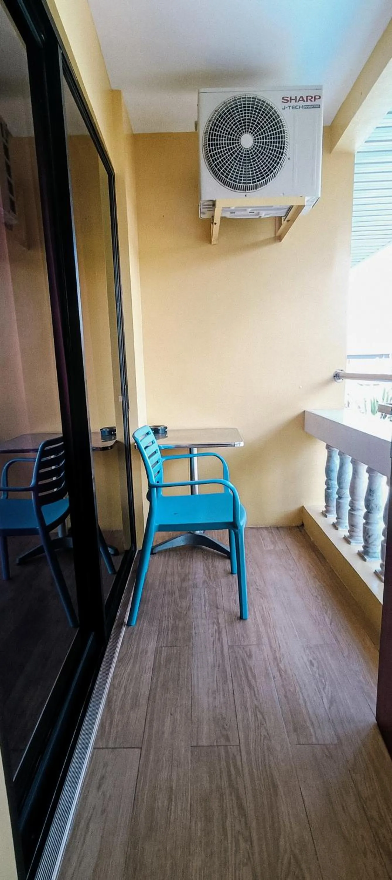 Cherrys @ Home Too Inland Resort